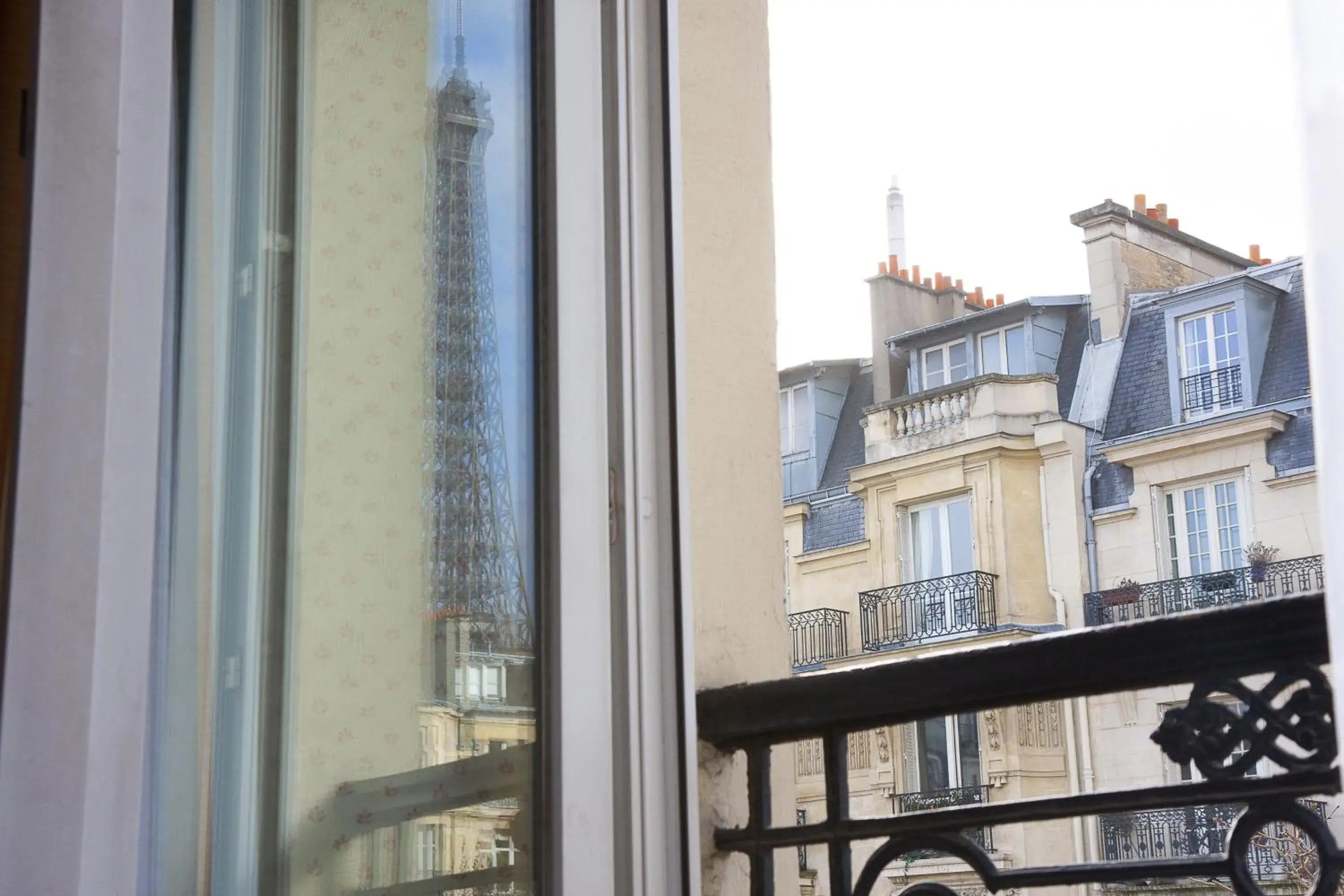 View (from property/room) in Hôtel Eiffel Kensington