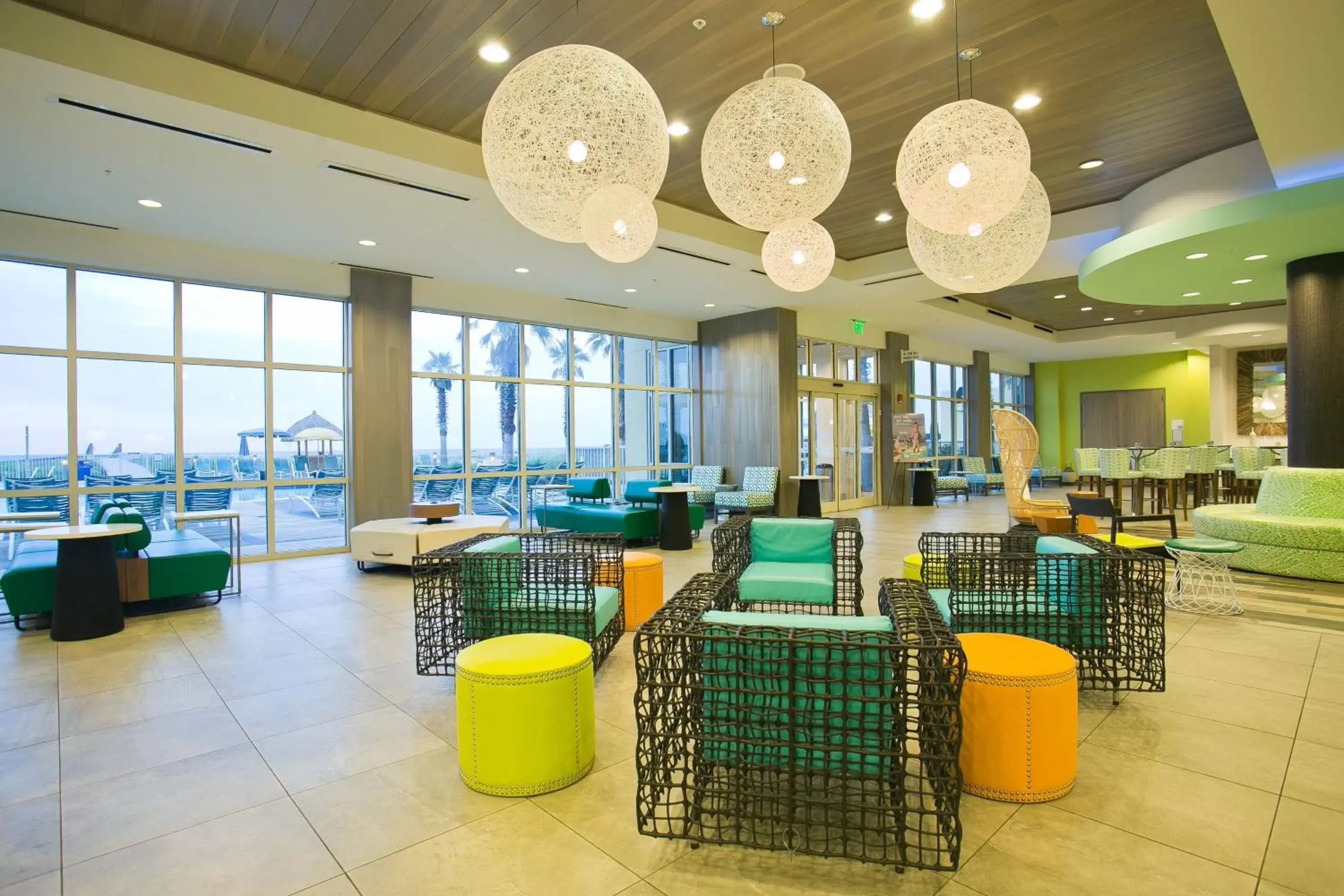 Property building, Restaurant/Places to Eat in Holiday Inn Resort Fort Walton Beach, an IHG Hotel