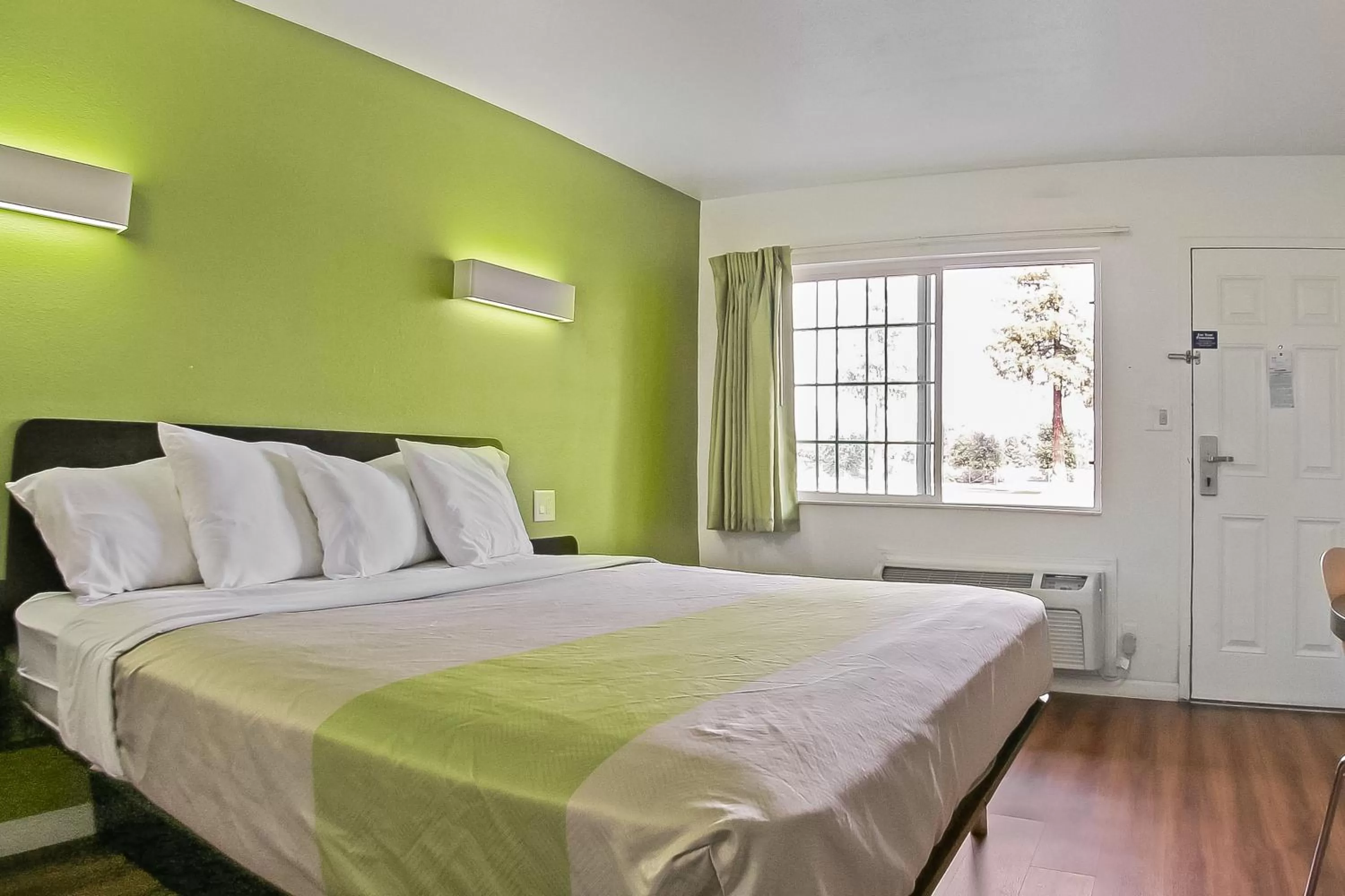 Bedroom, Bed in Motel 6-Visalia, CA