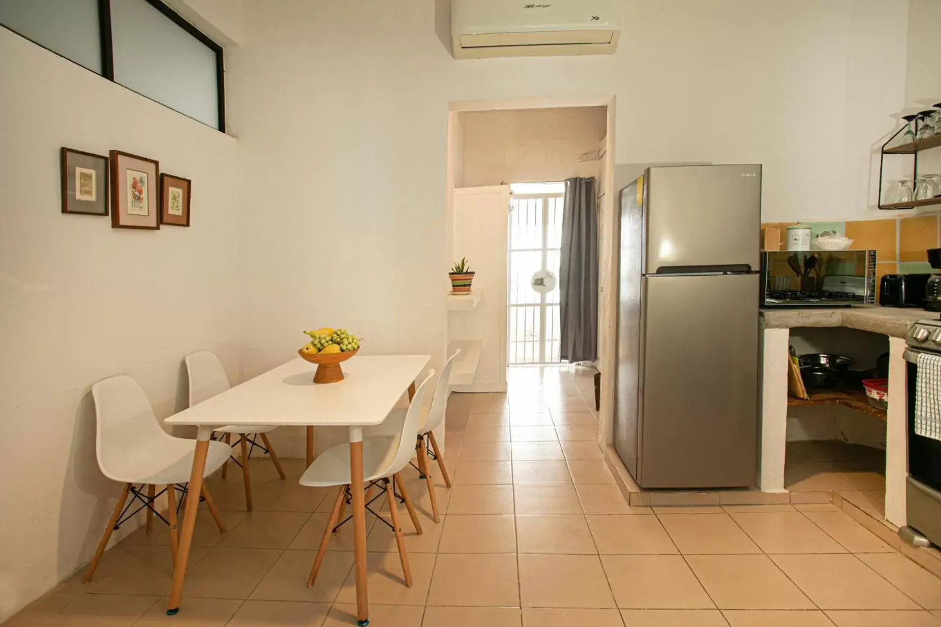 Kitchen or kitchenette, Dining Area in Casitas Miramar Puerto Vallarta Malecón