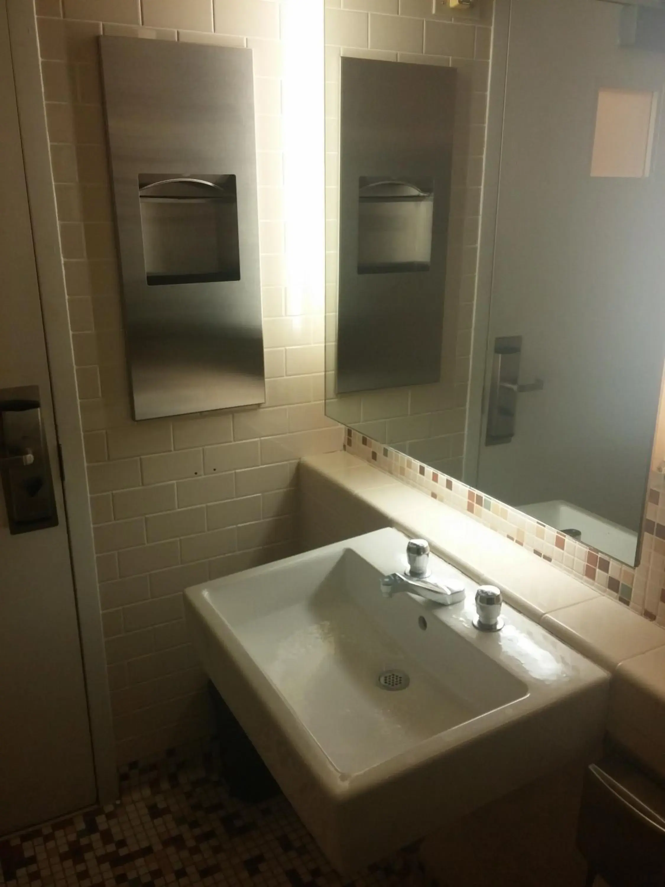 Deluxe Bunk Bed Room Semi-private bathroom  in West Side YMCA