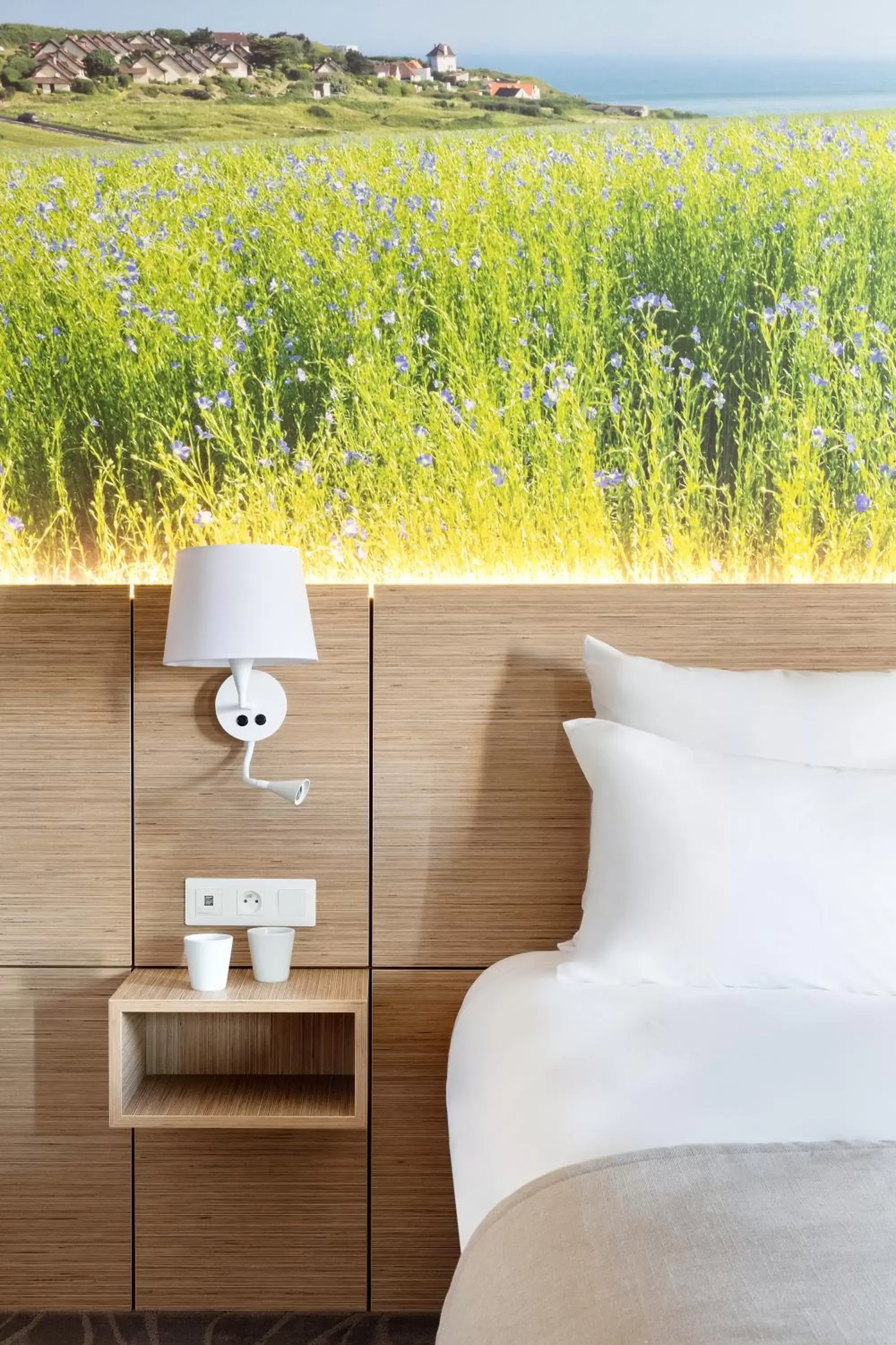 Bedroom, Bed in Best Western Le Beffroi Bedroom, Bed in Best Western Le Beffroi