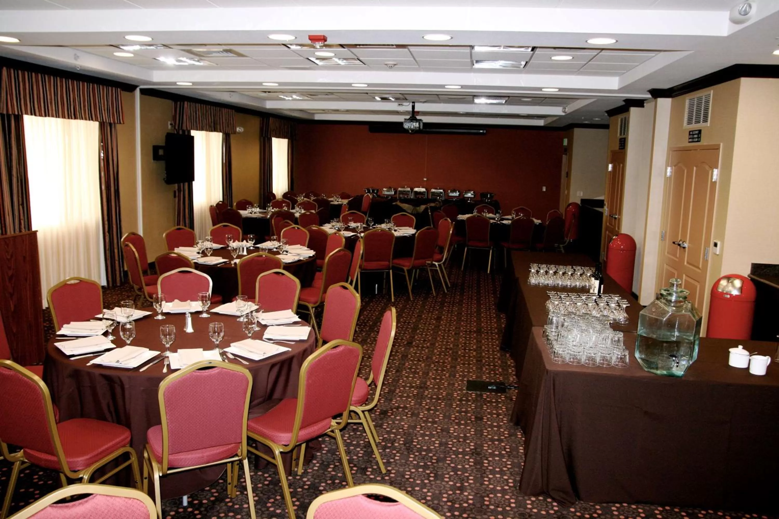 Meeting/conference room in Hampton Inn & Suites Folsom