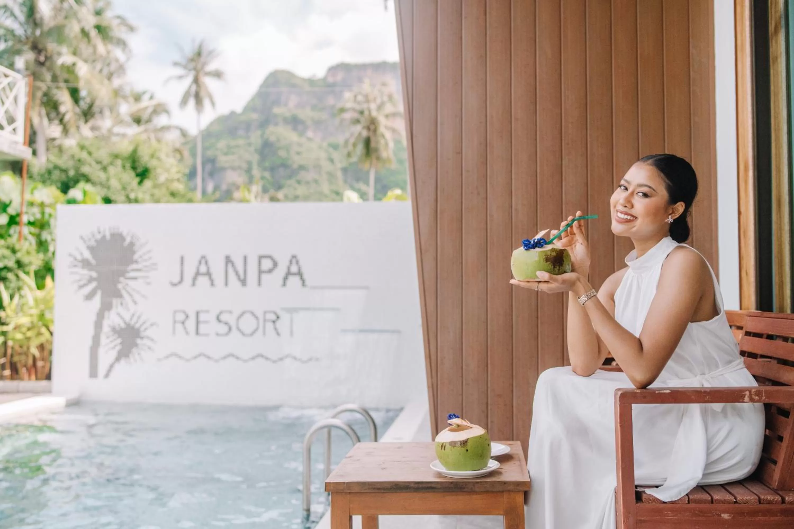 Swimming pool in Janpa Resort