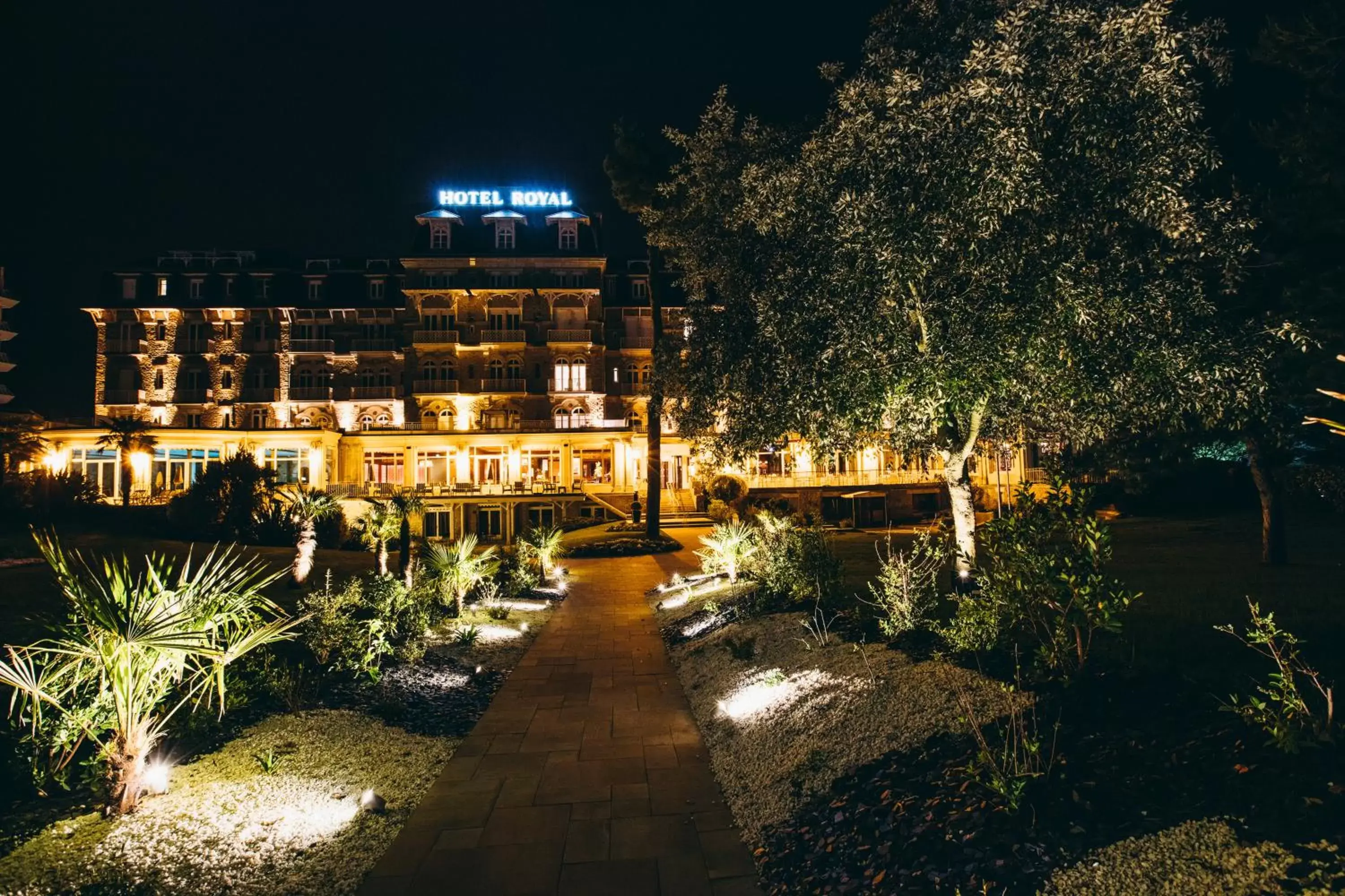 Night in Hôtel Barrière Le Royal La Baule