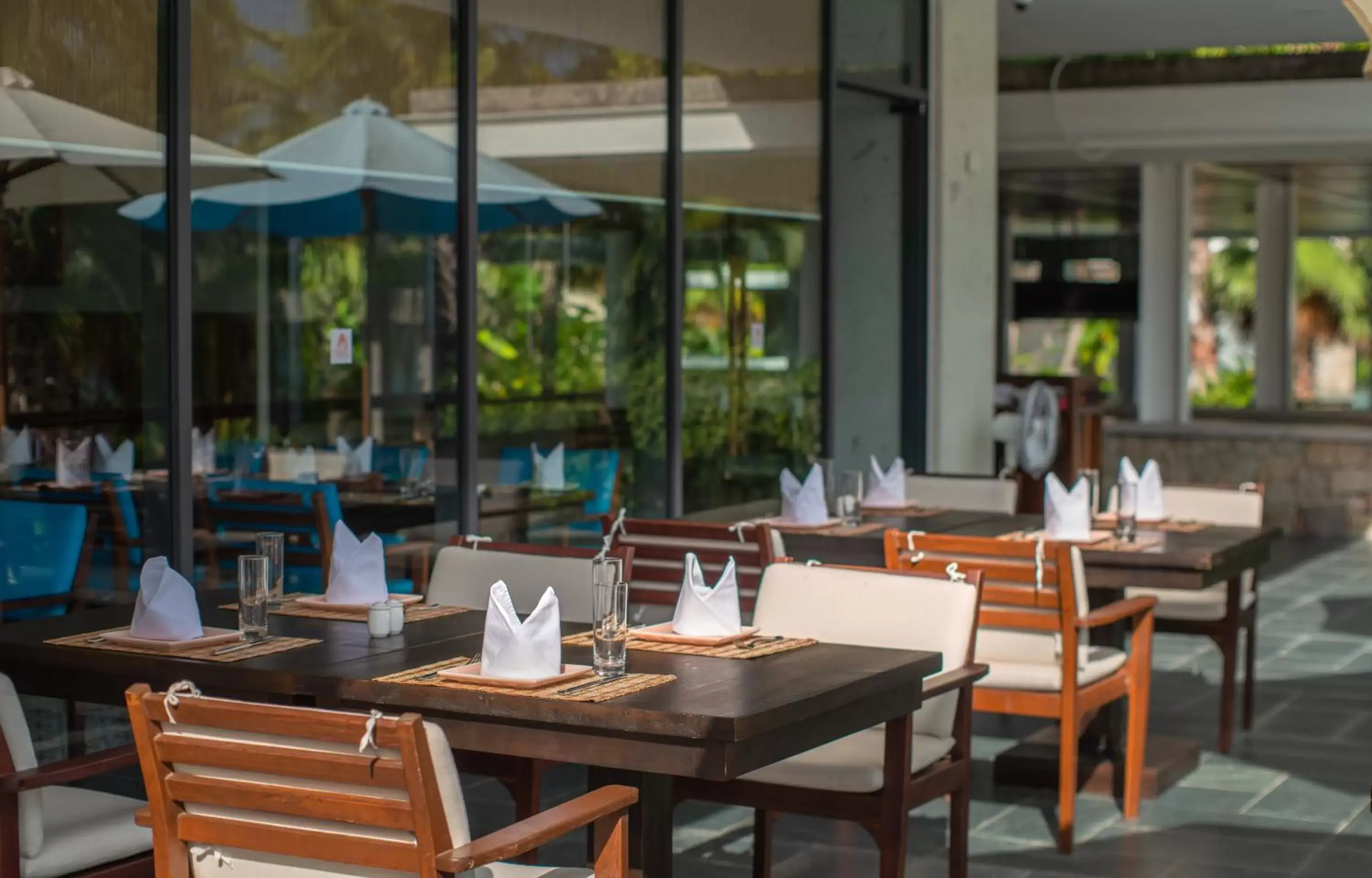 Restaurant/places to eat in Alibu Resort Nha Trang Restaurant/places to eat in Alibu Resort Nha Trang