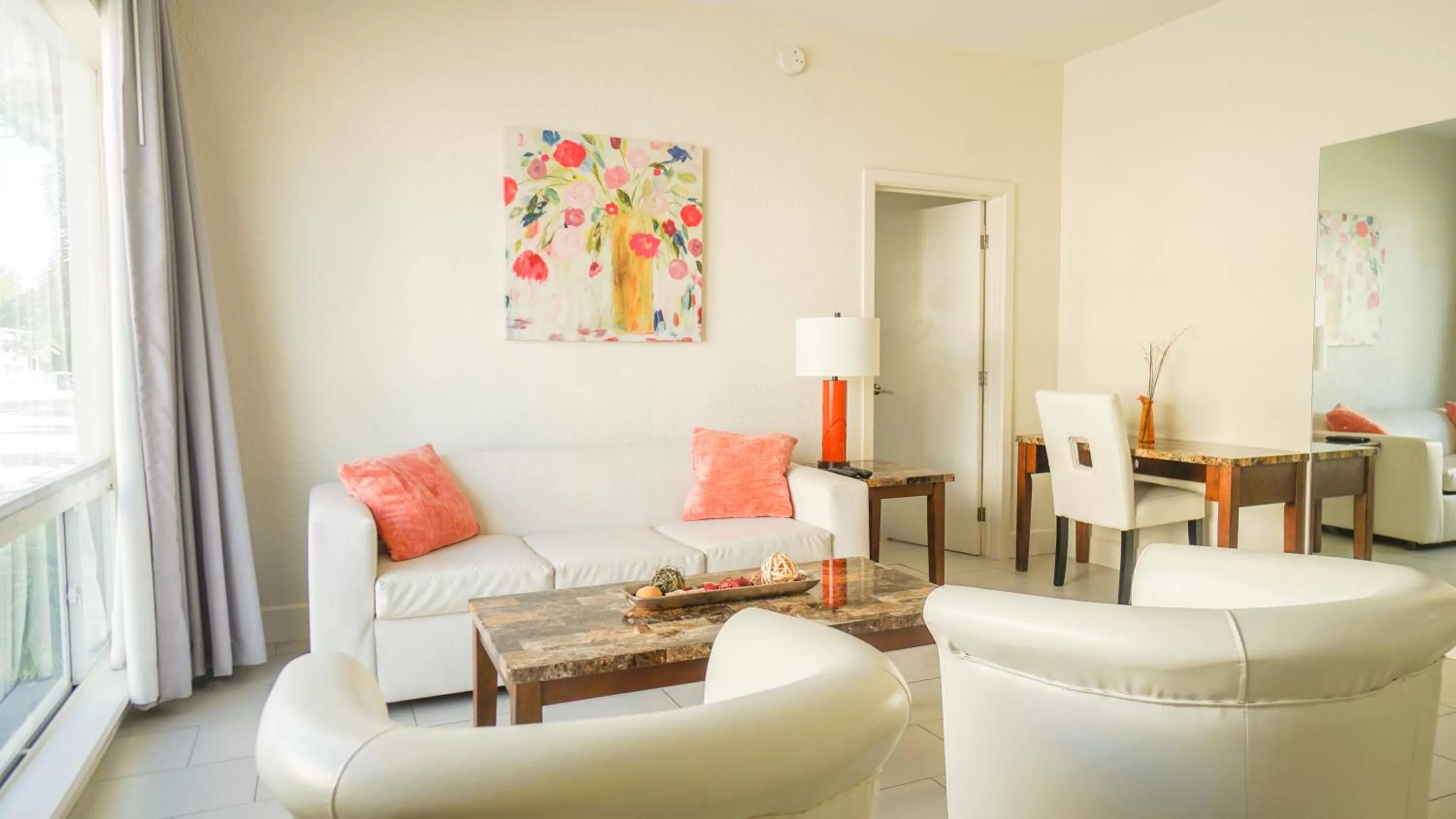 Living room in Soleado Hotel