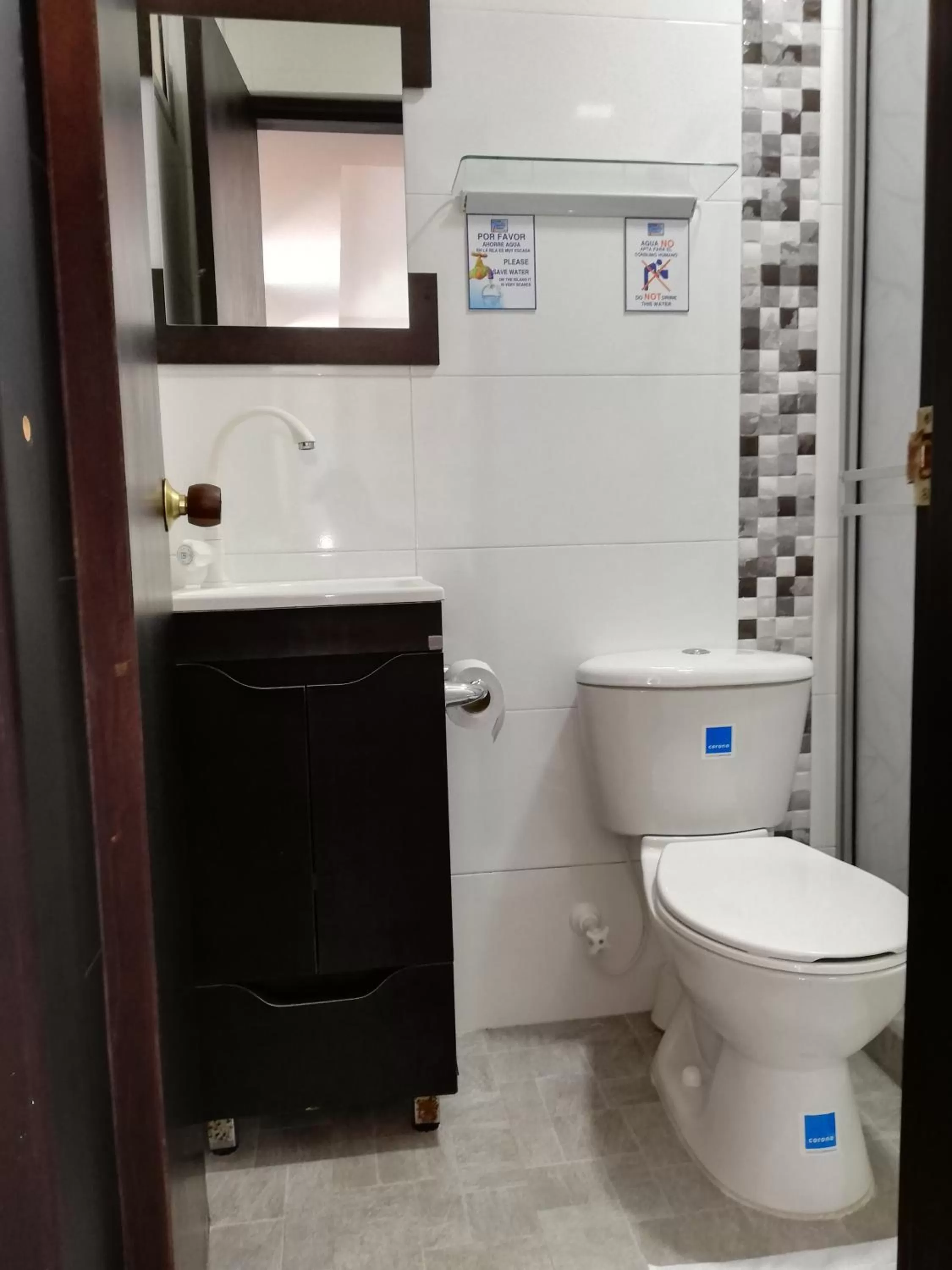 Bathroom in Posada Smith Town