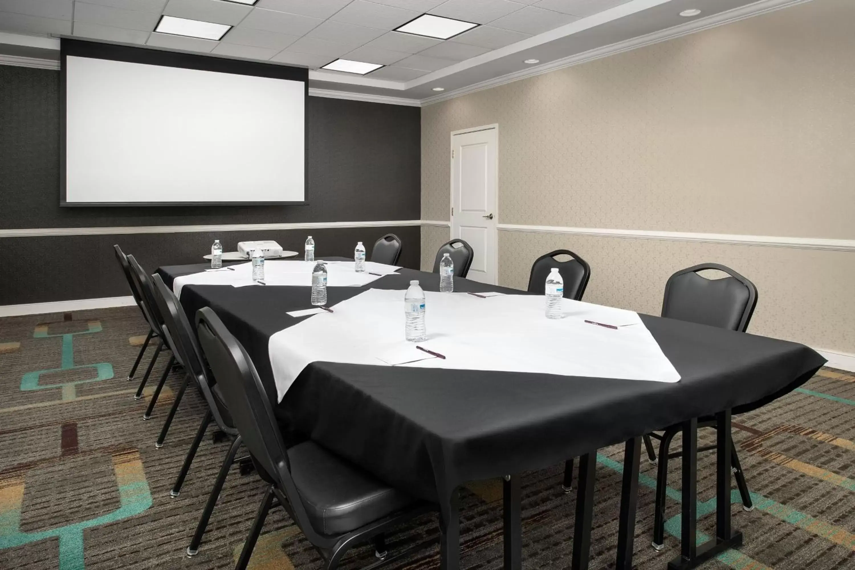 Meeting/conference room in Residence Inn Chico