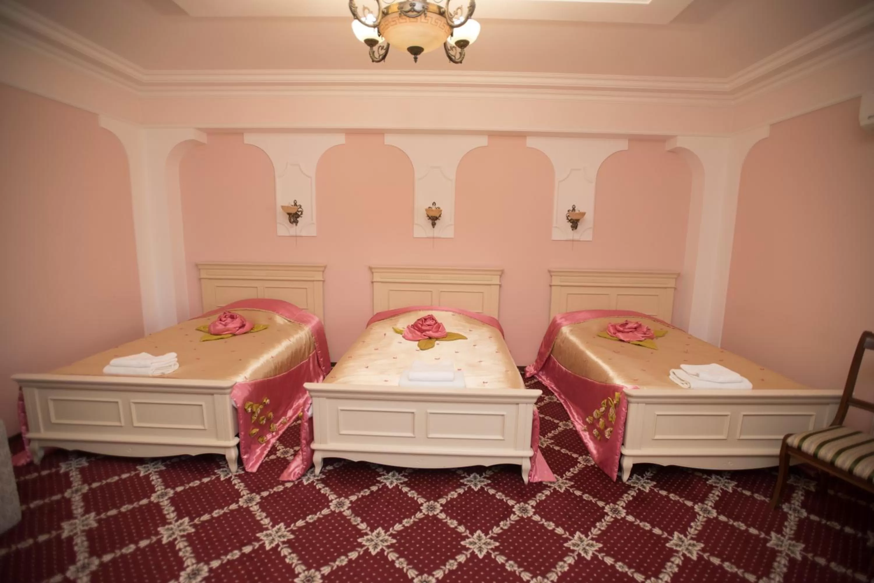 Bed in Altin Palace