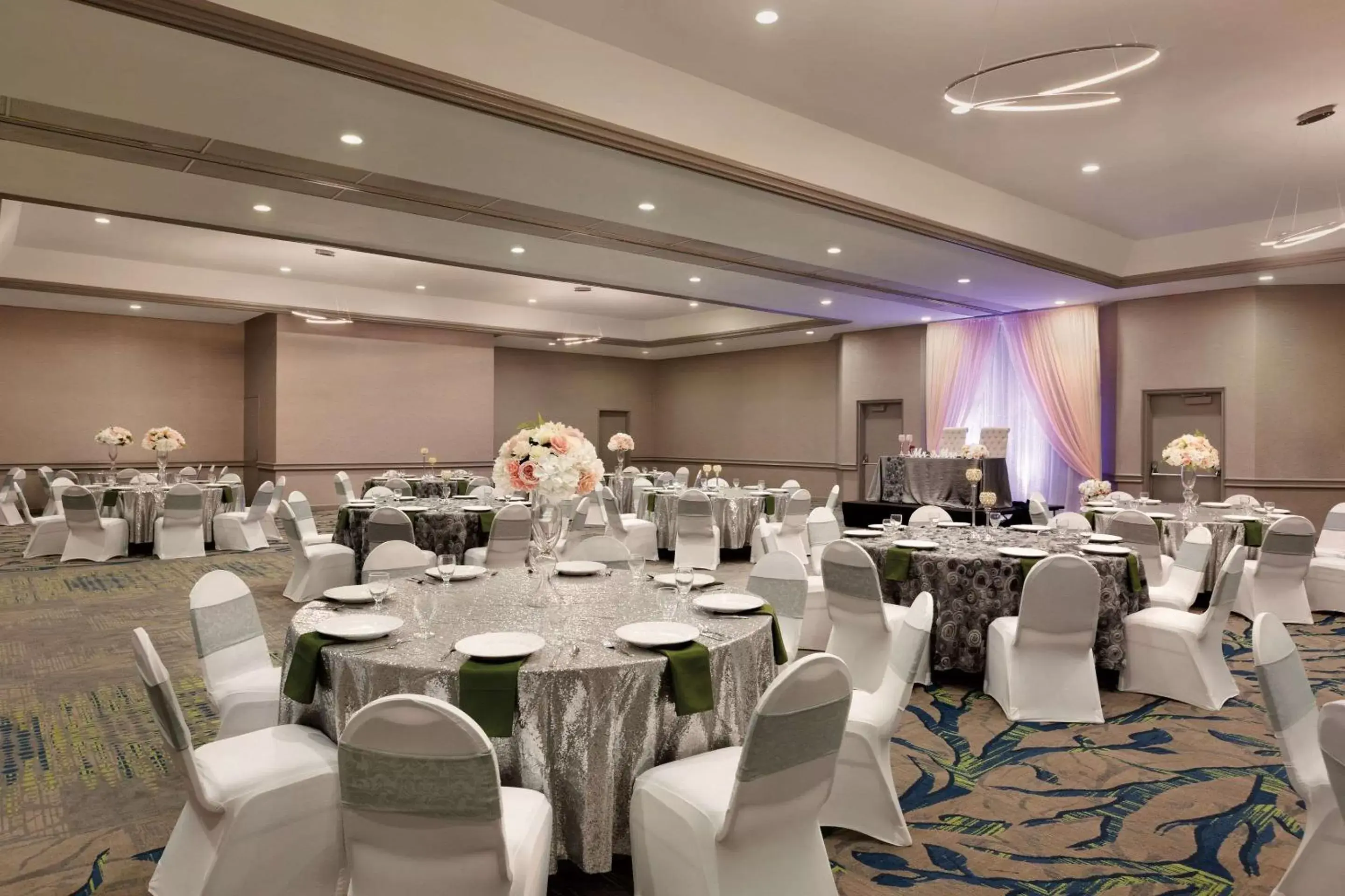 Meeting/conference room, Banquet Facilities in Radisson Hotel Lenexa Overland Park