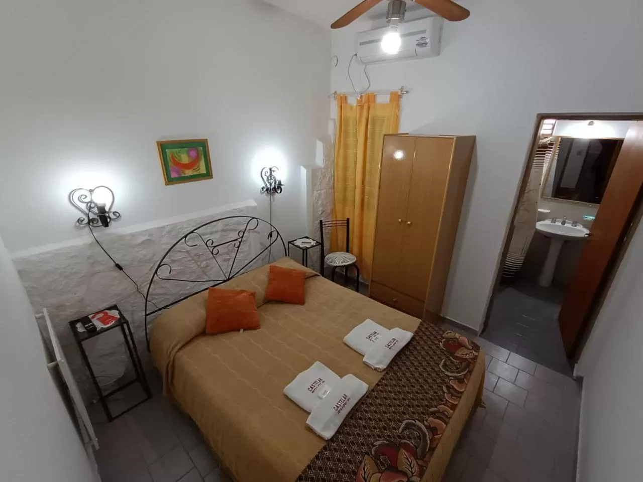 Bed in Castelar - Hotel & Apart