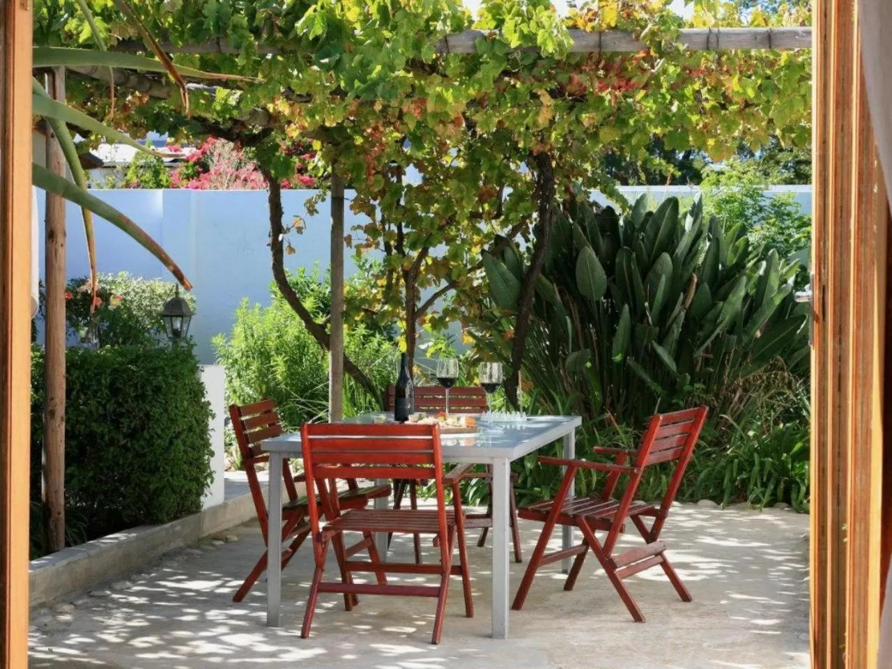 Patio in Mimosa Lodge