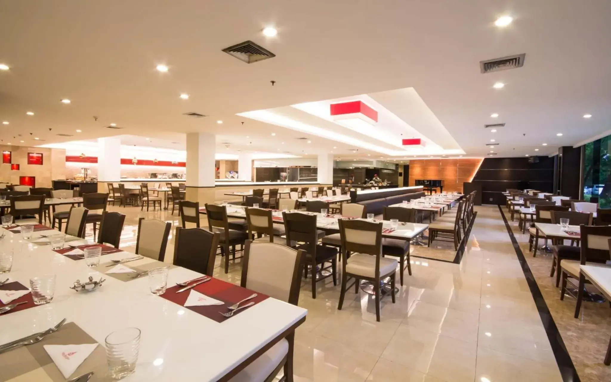 Restaurant/Places to Eat in Sima Thani Hotel
