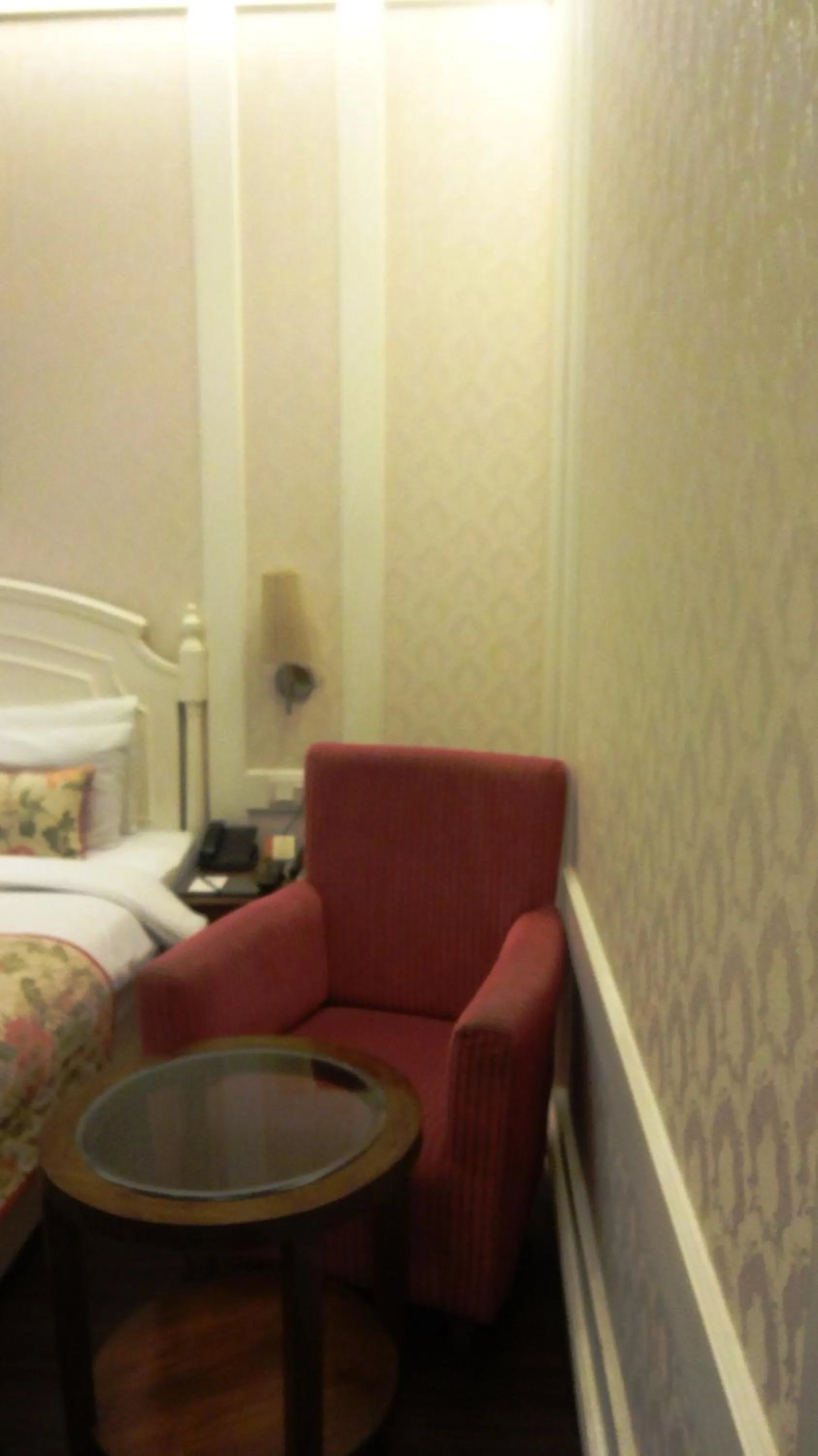 Seating area, Bed in Hotel Bright