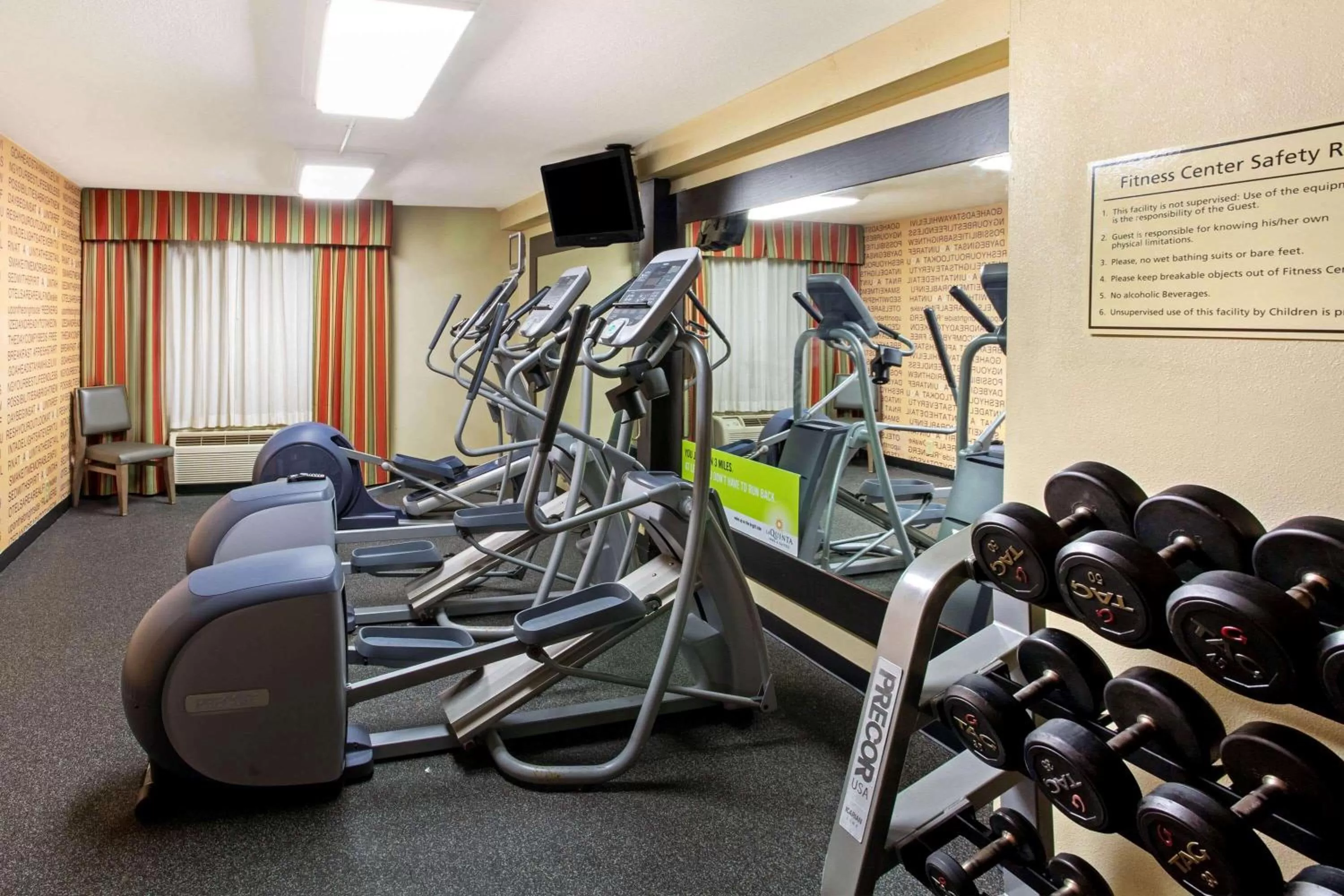 Fitness centre/facilities in La Quinta by Wyndham Williamsburg Historic Area