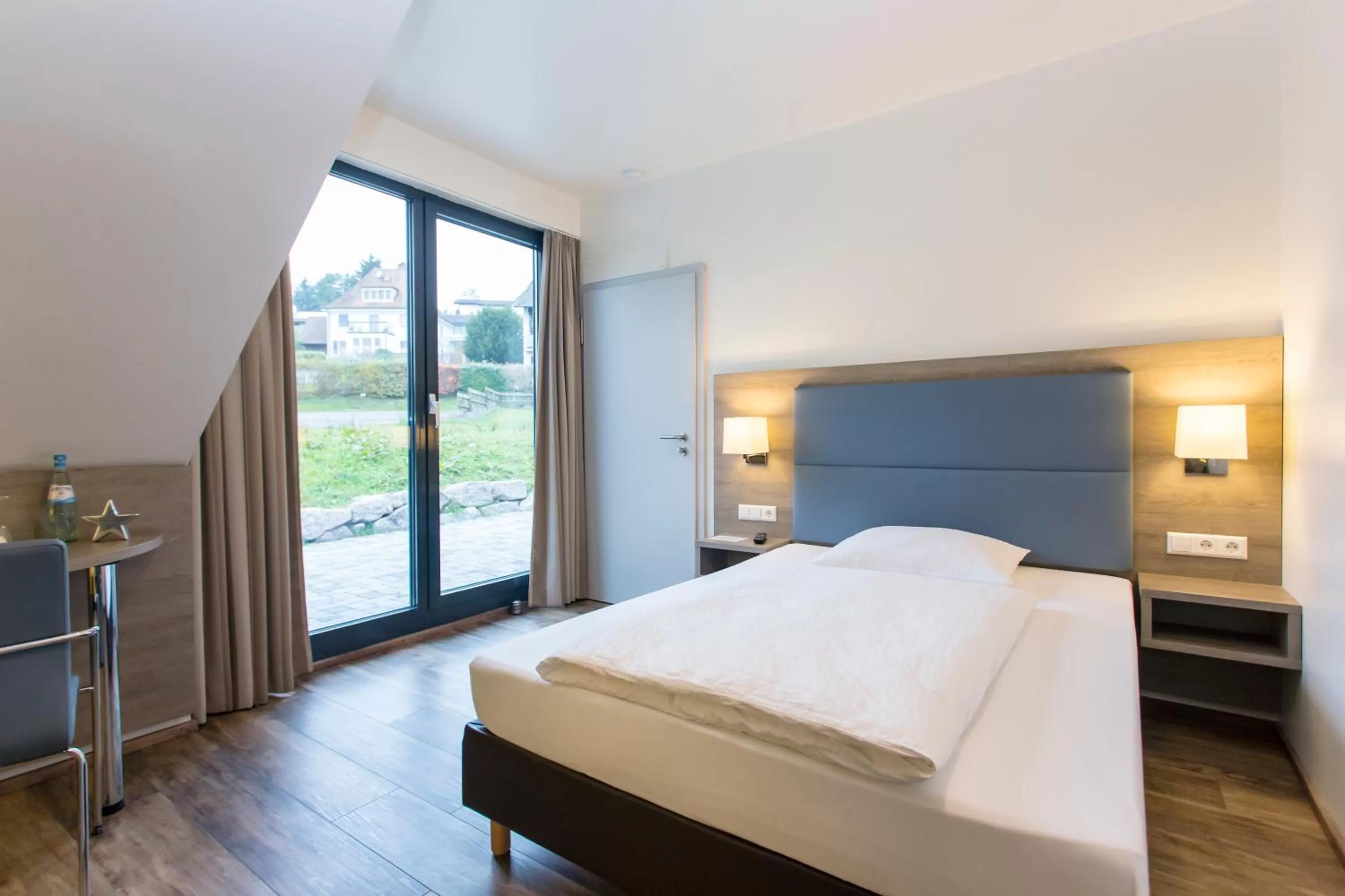 Photo of the whole room, Bed in Hotel Holzscheiter