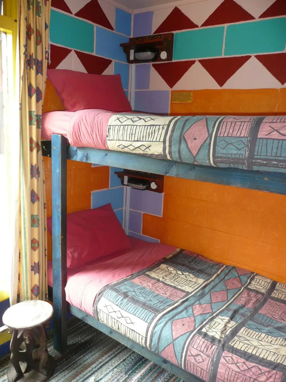 Day, Bunk Bed in Global Village Travellers Lodge