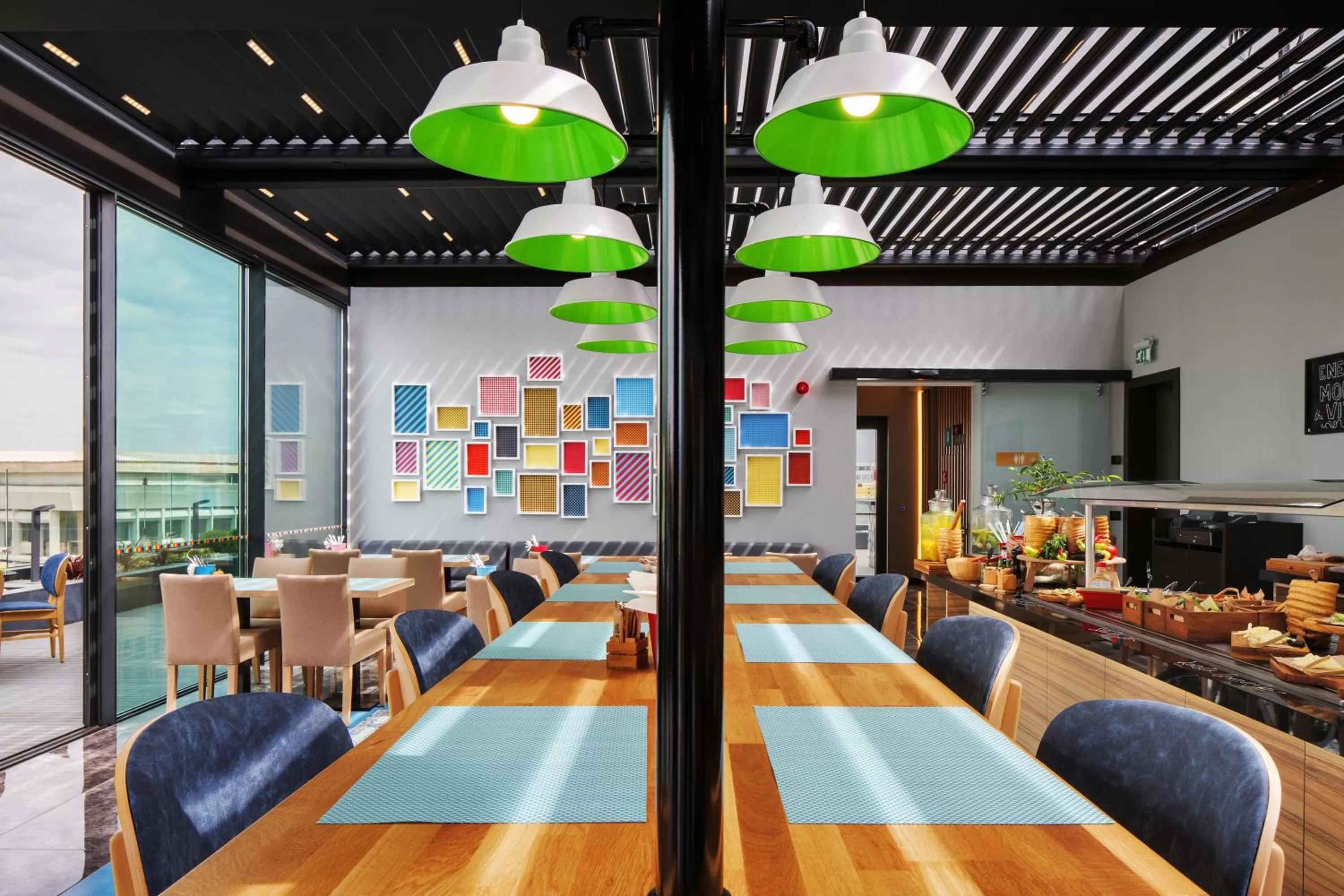 Restaurant/places to eat in Park Inn by Radisson Izmir