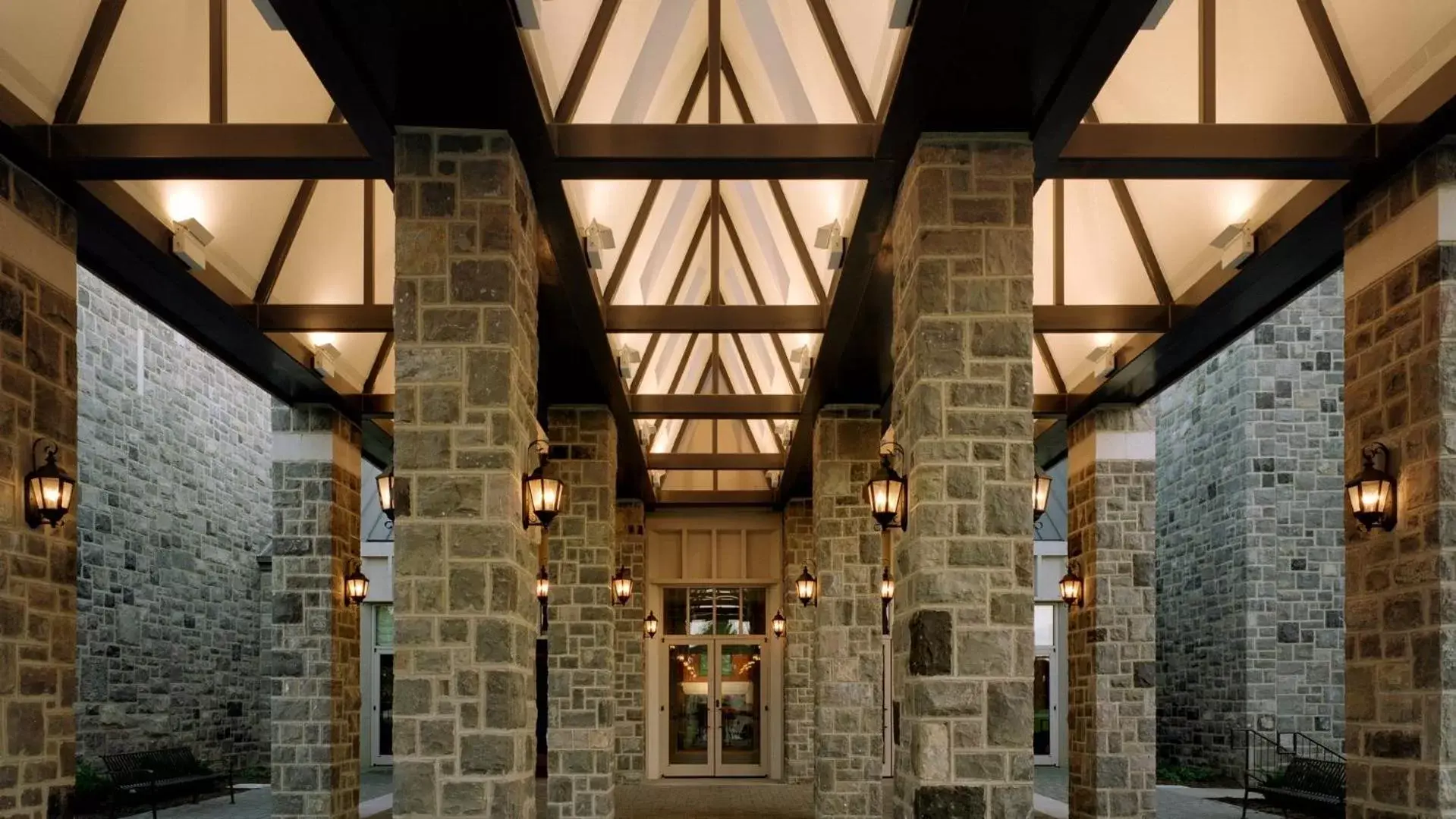 Facade/entrance in The Inn at Virginia Tech - On Campus