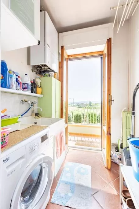Kitchen/Kitchenette in La casa dell'Adri B&B con camino