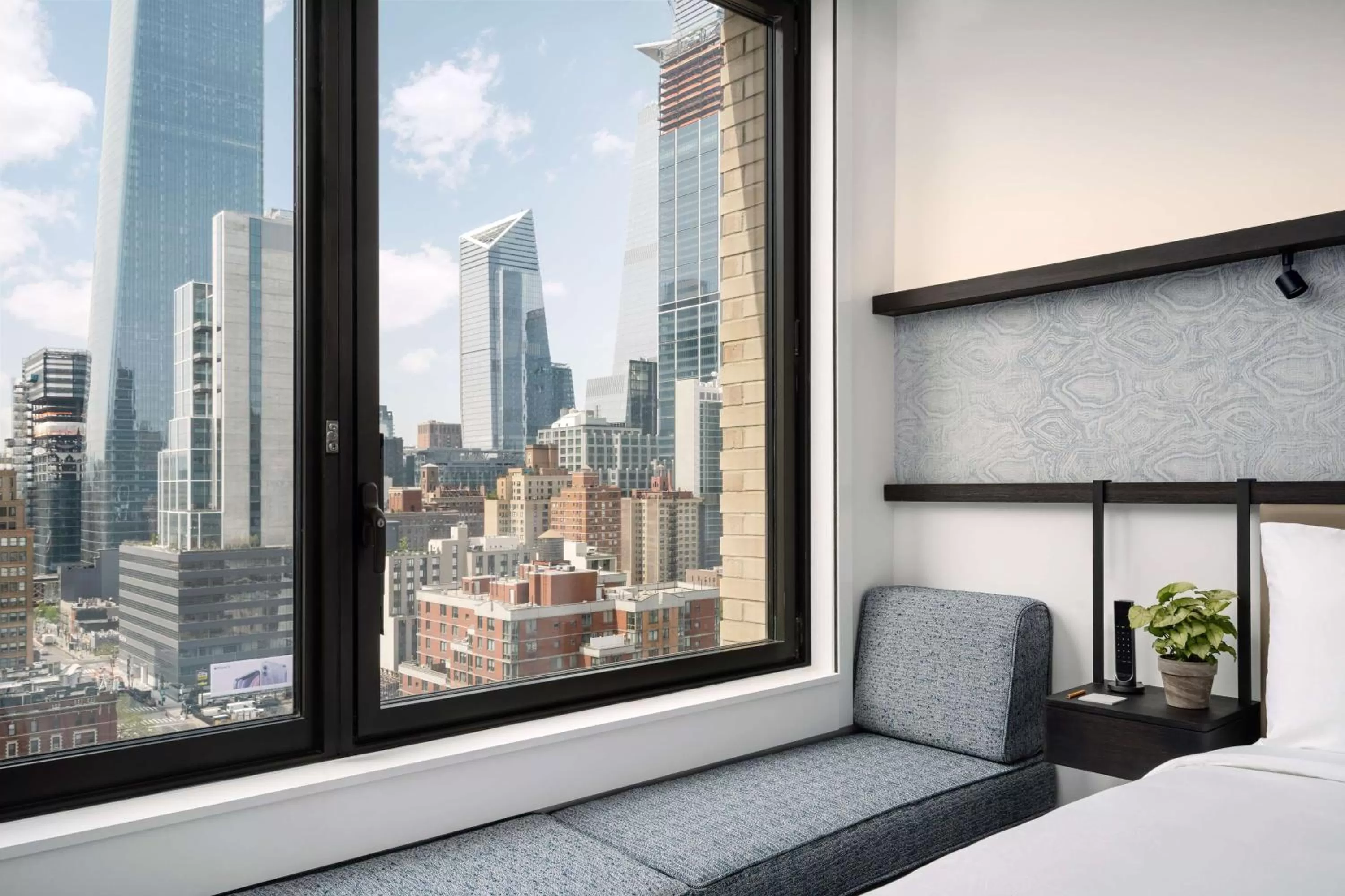 View (from property/room), Bed in Arlo Midtown