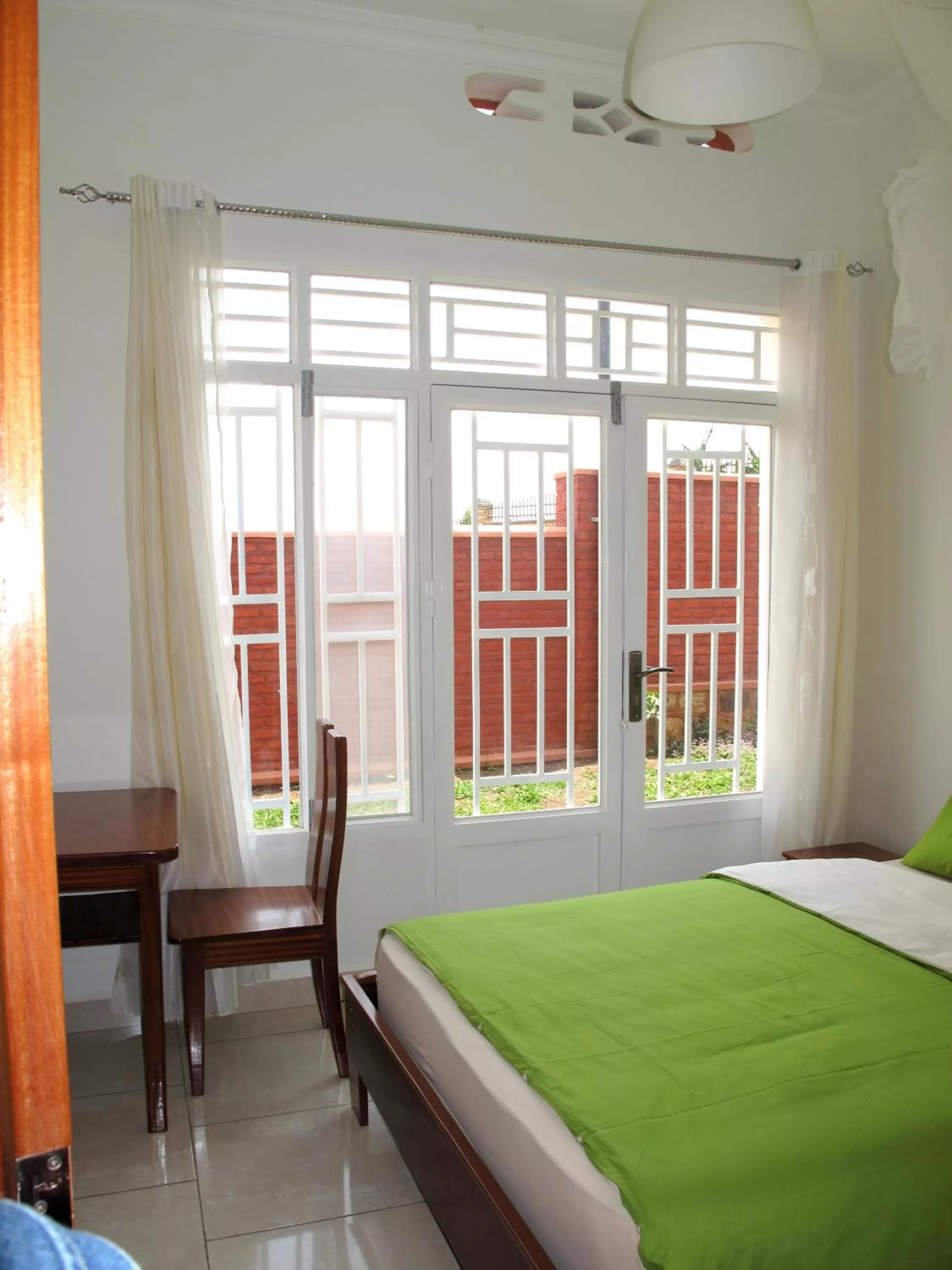 Bed in Hôtel Maisons-Sifa