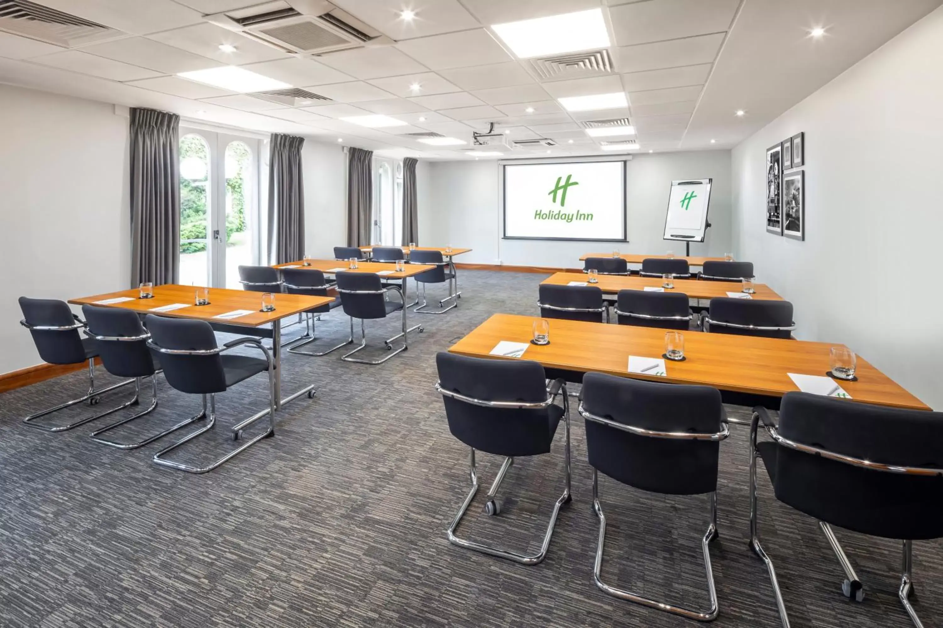 Meeting/conference room in Holiday Inn Gloucester - Cheltenham, an IHG Hotel