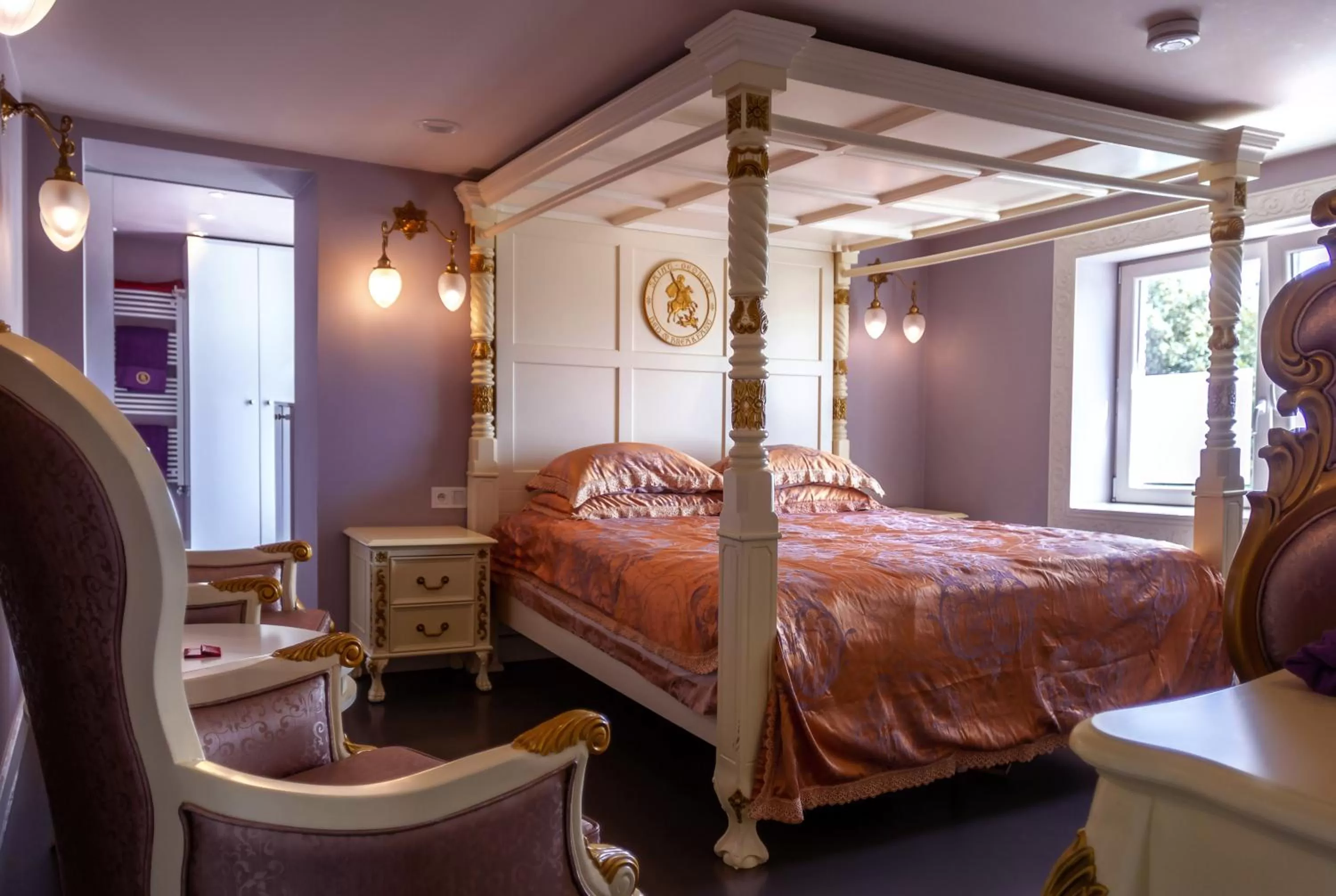 Bedroom, Bed in B&B Saint-Georges -Located in the city centre of Bruges-