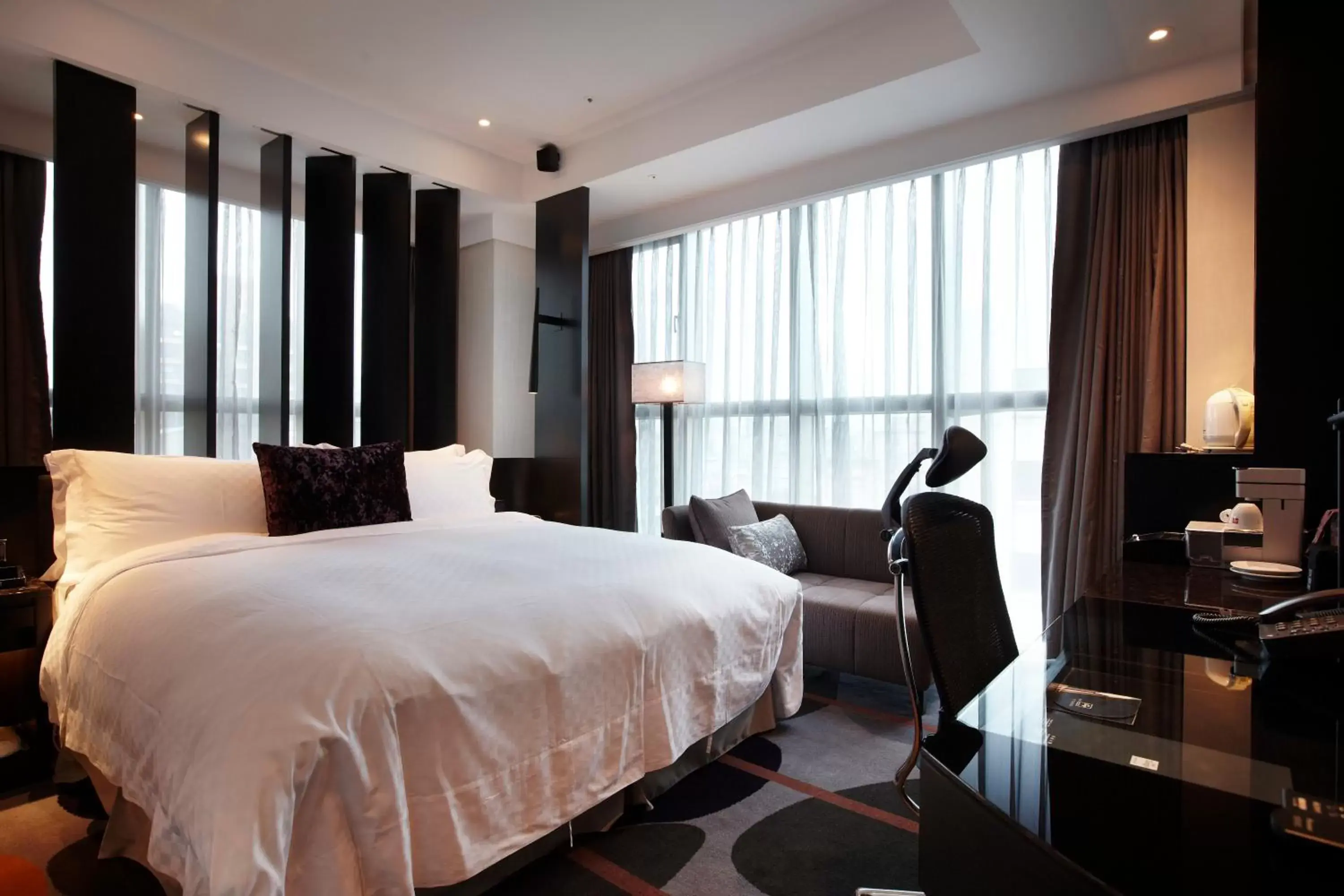 Photo of the whole room, Bed in Tango Hotel Taipei Changan