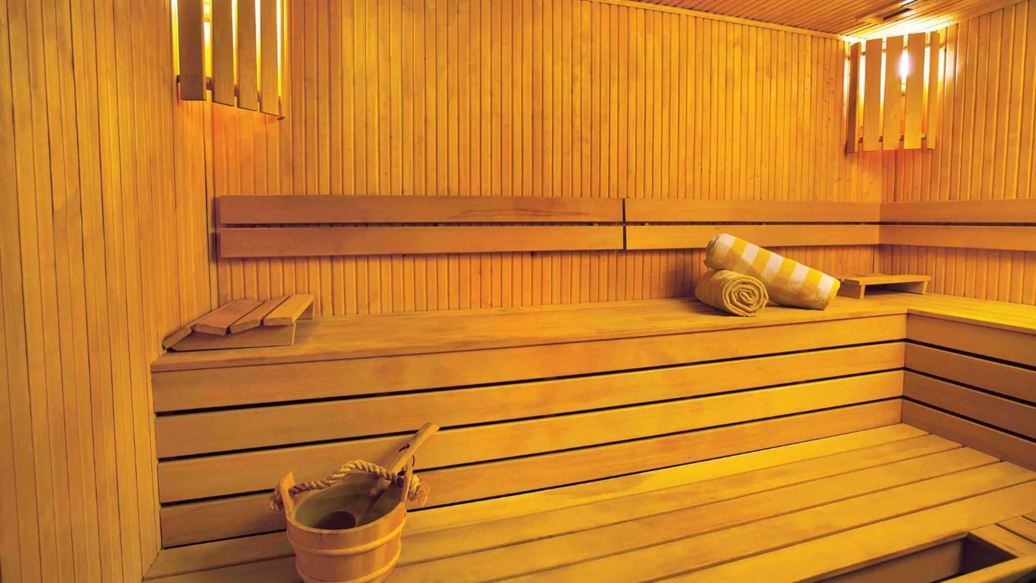 Area and facilities in Crowne Plaza New Delhi Mayur Vihar Noida by IHG