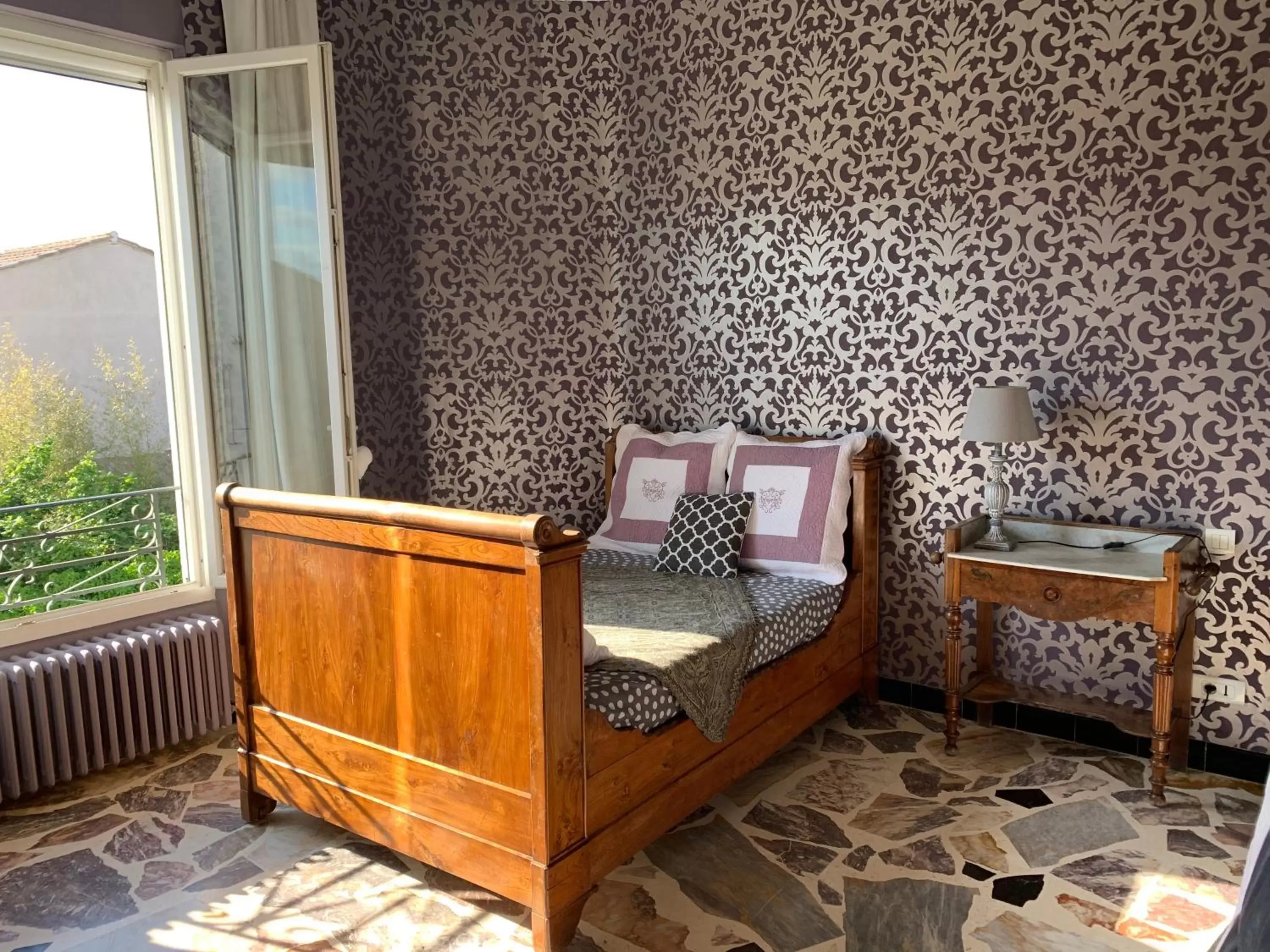 Bedroom in Le Jardin de LaCoste