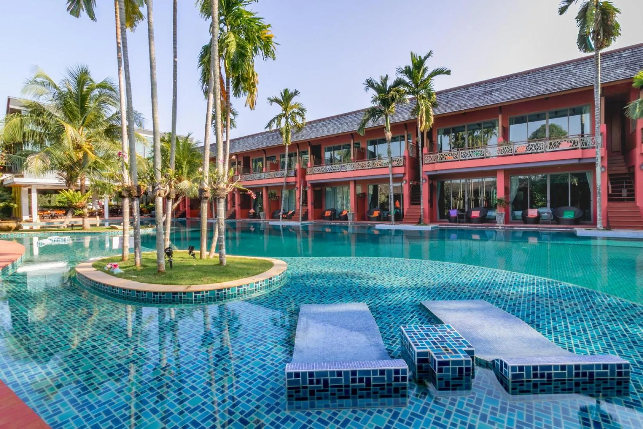 Swimming pool in Mai Morn Resort SHA Plus