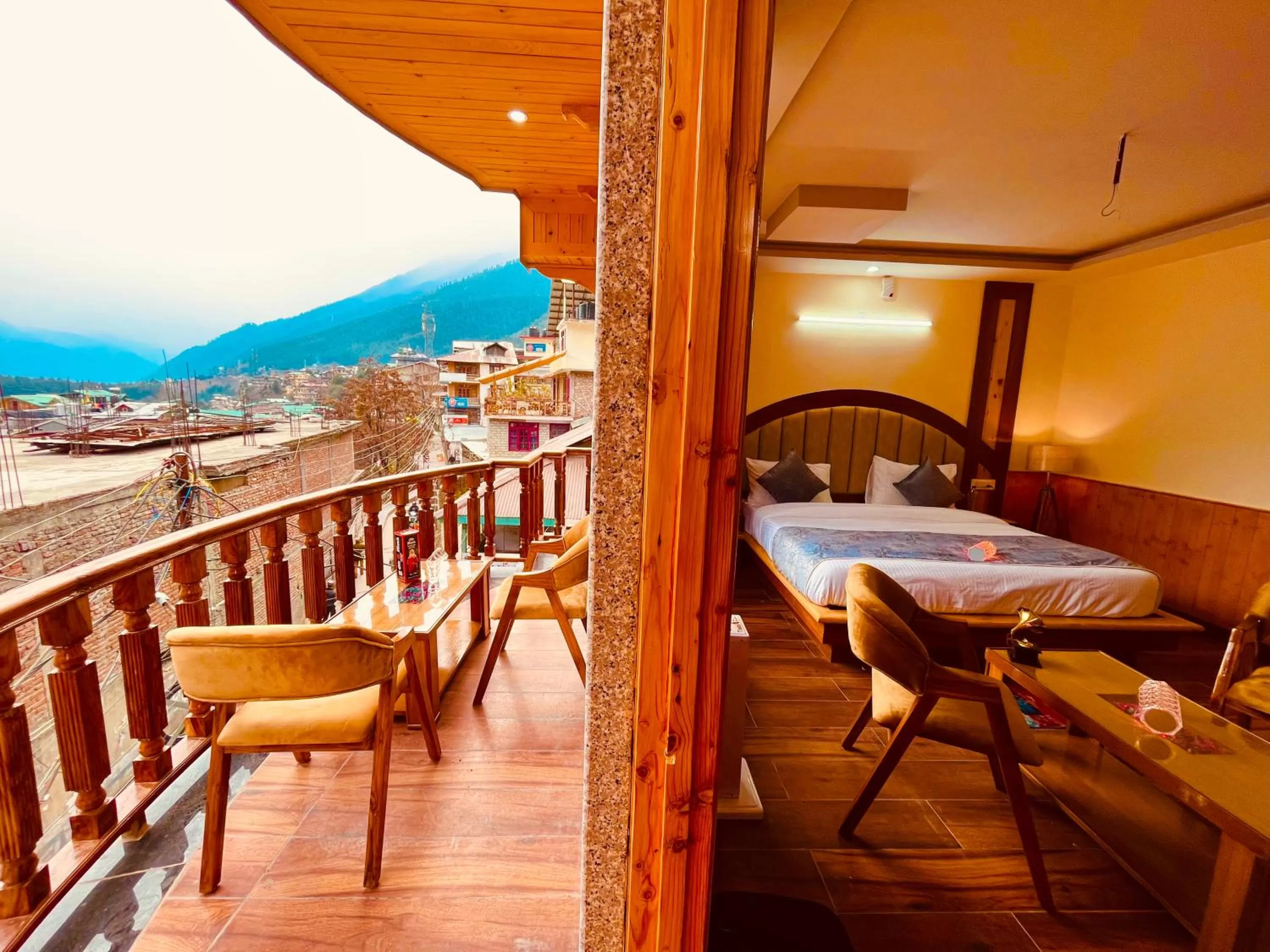 Sa-Ba Manali Inn, Mall Road