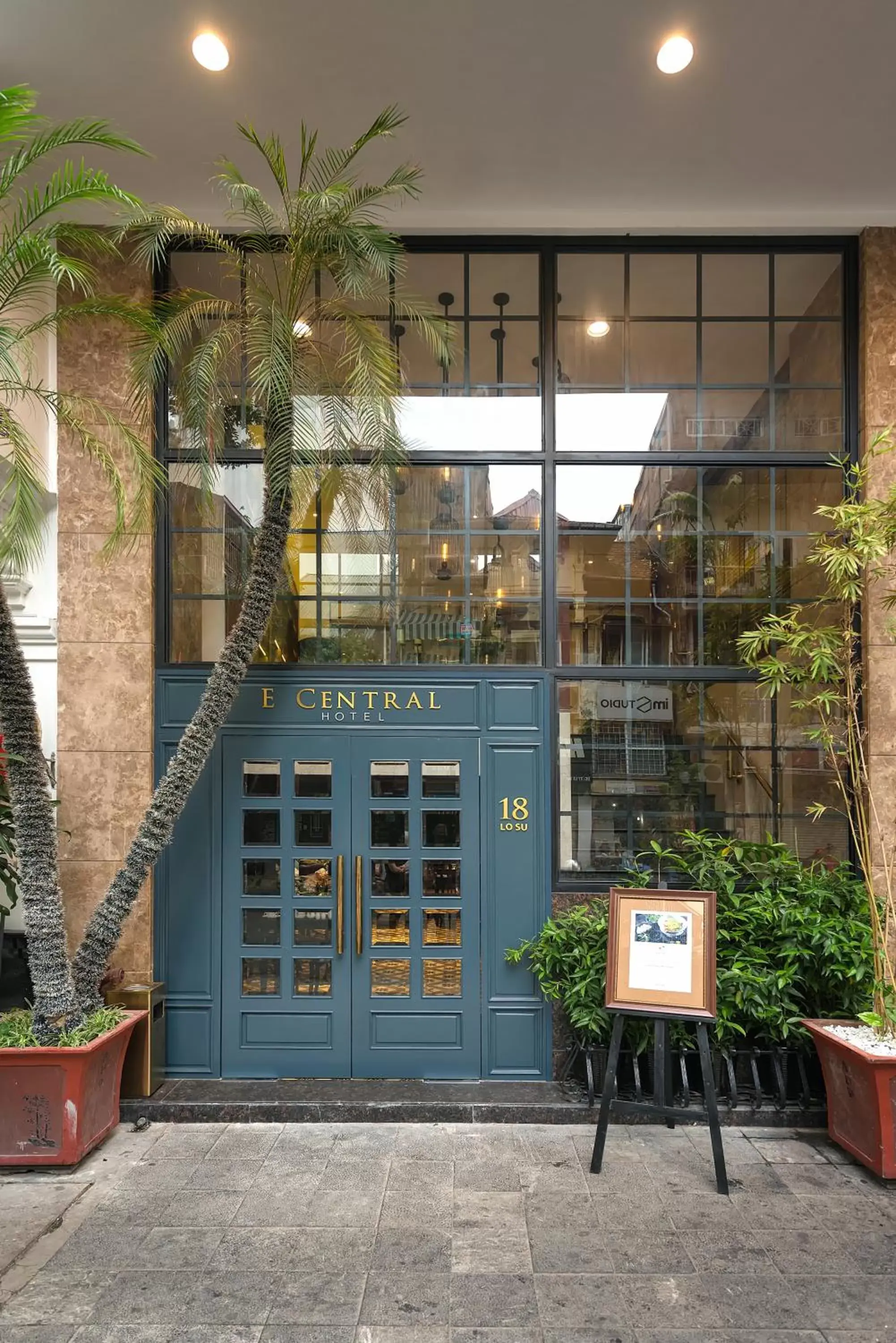 Facade/Entrance in Hanoi E Central Luxury Hotel & Restaurant