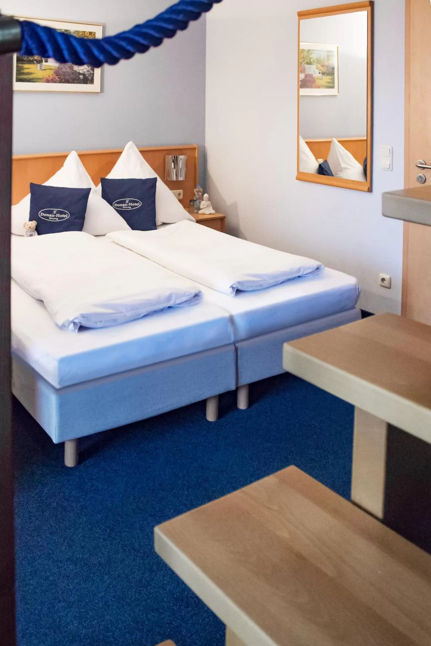 Photo of the whole room, Bed in Donau-Hotel