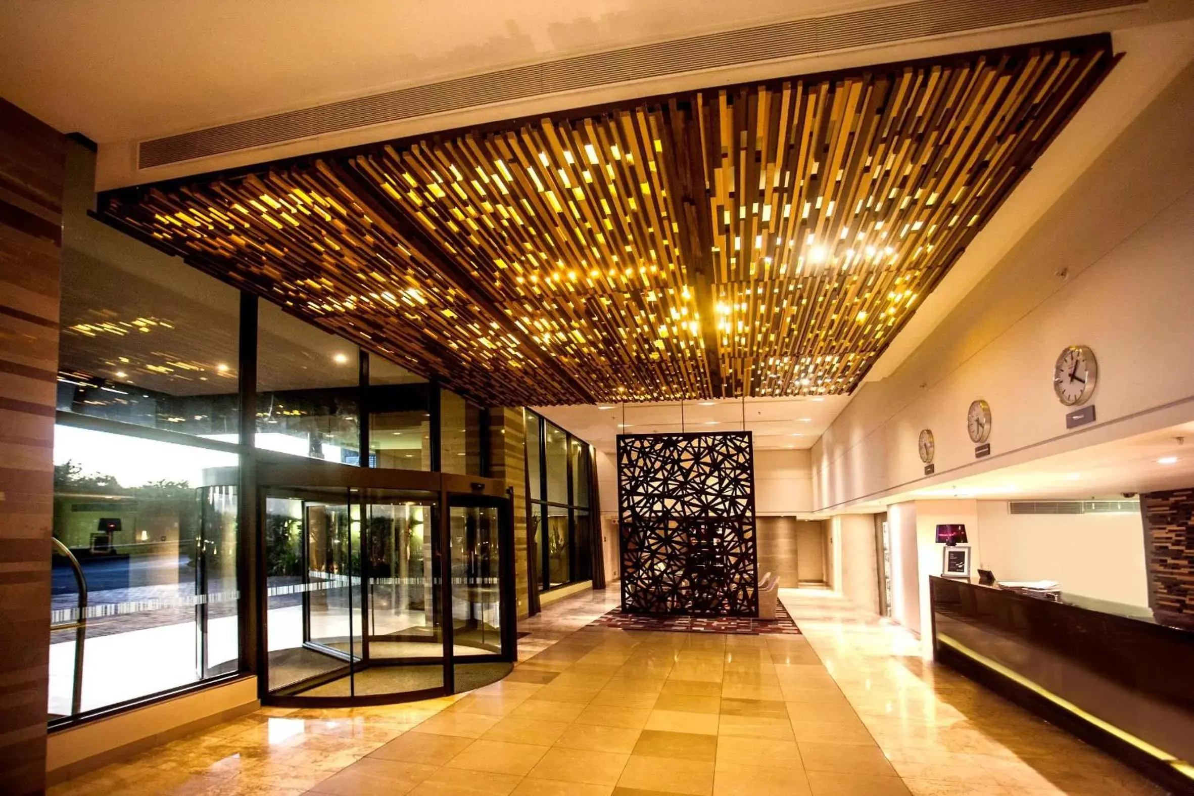 Lobby or reception in Southern Sun Hyde Park Sandton