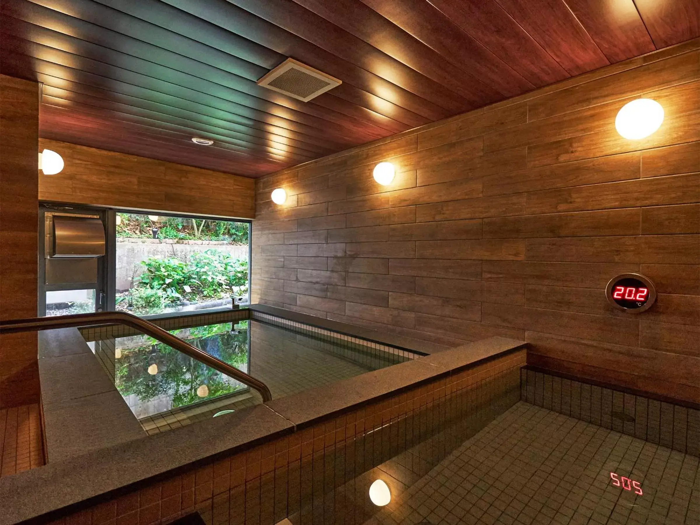 Hot Tub, Swimming Pool in WeBase KAMAKURA