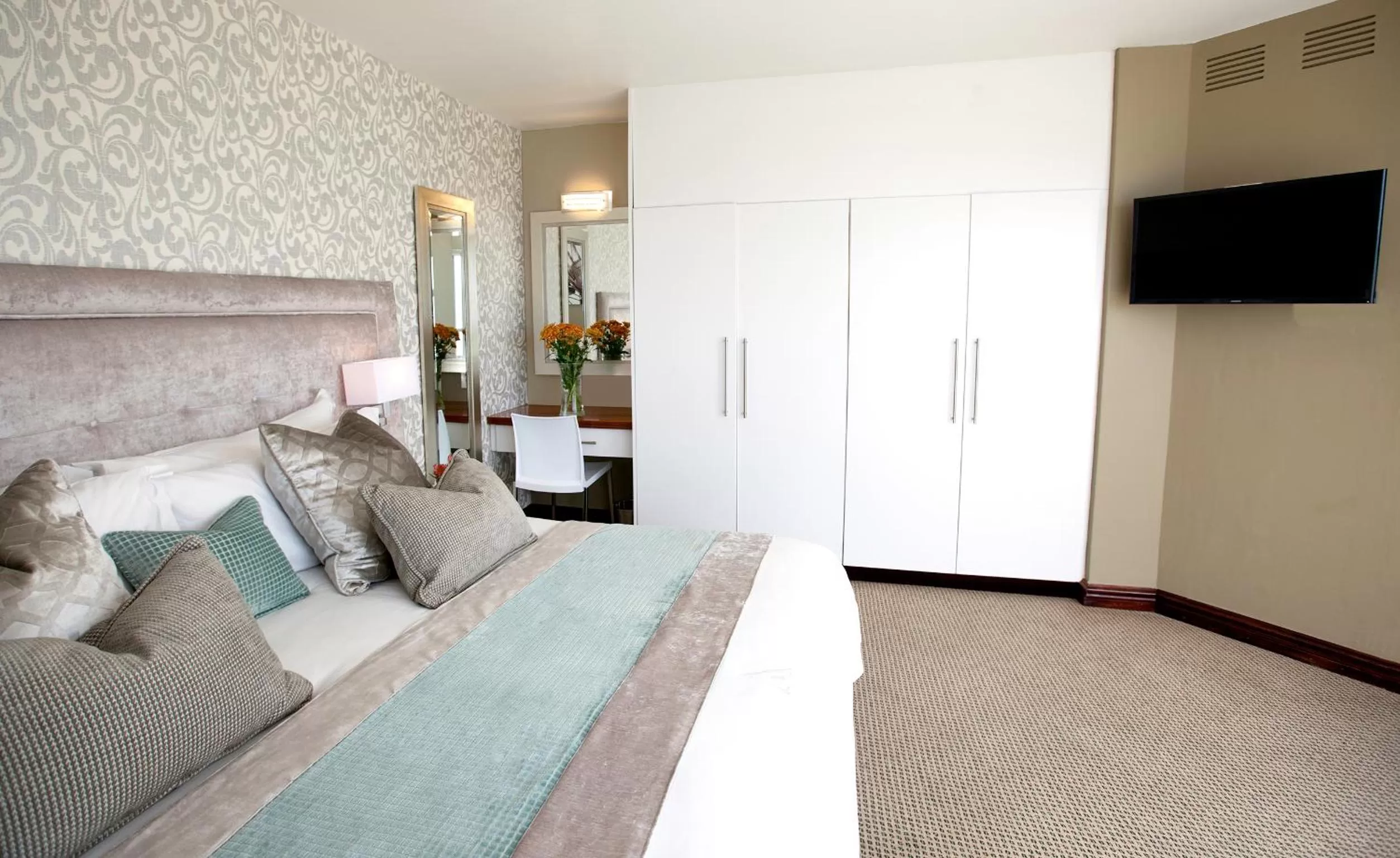 Bed in First Group The Palace All-Suite