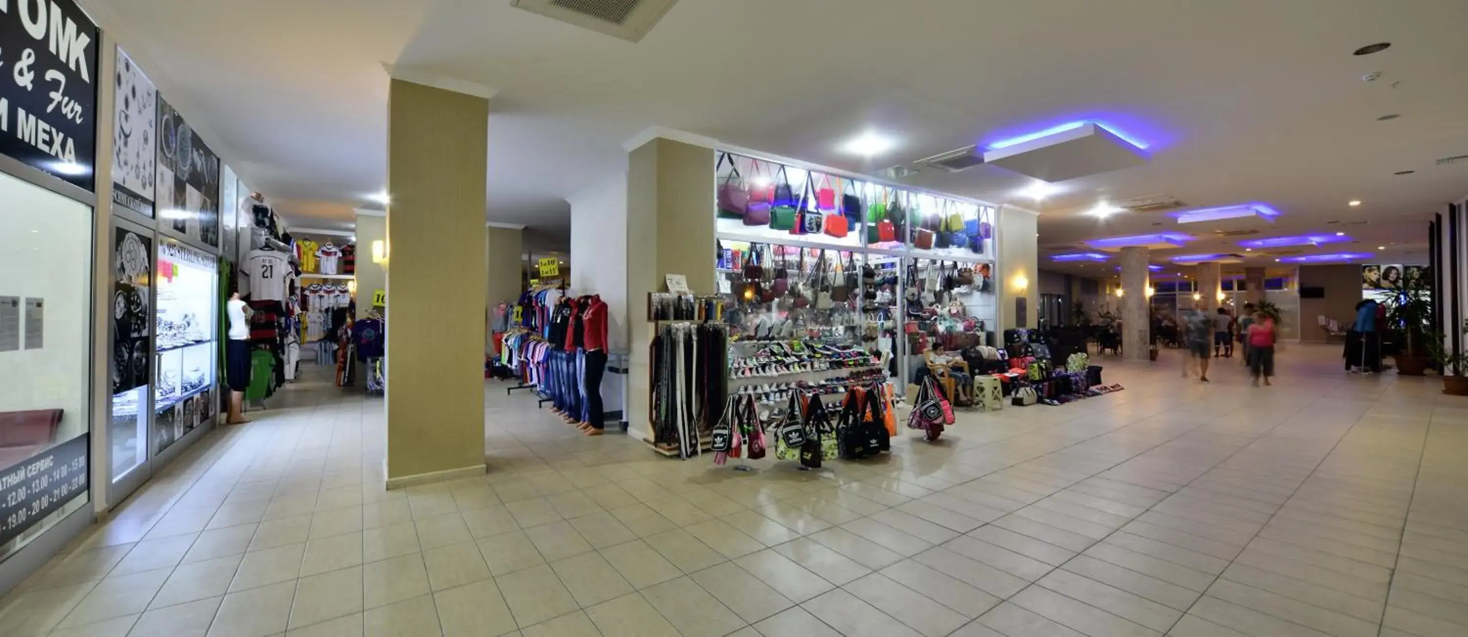 On-site shops in Cenger Beach Resort Spa - All Inclusive