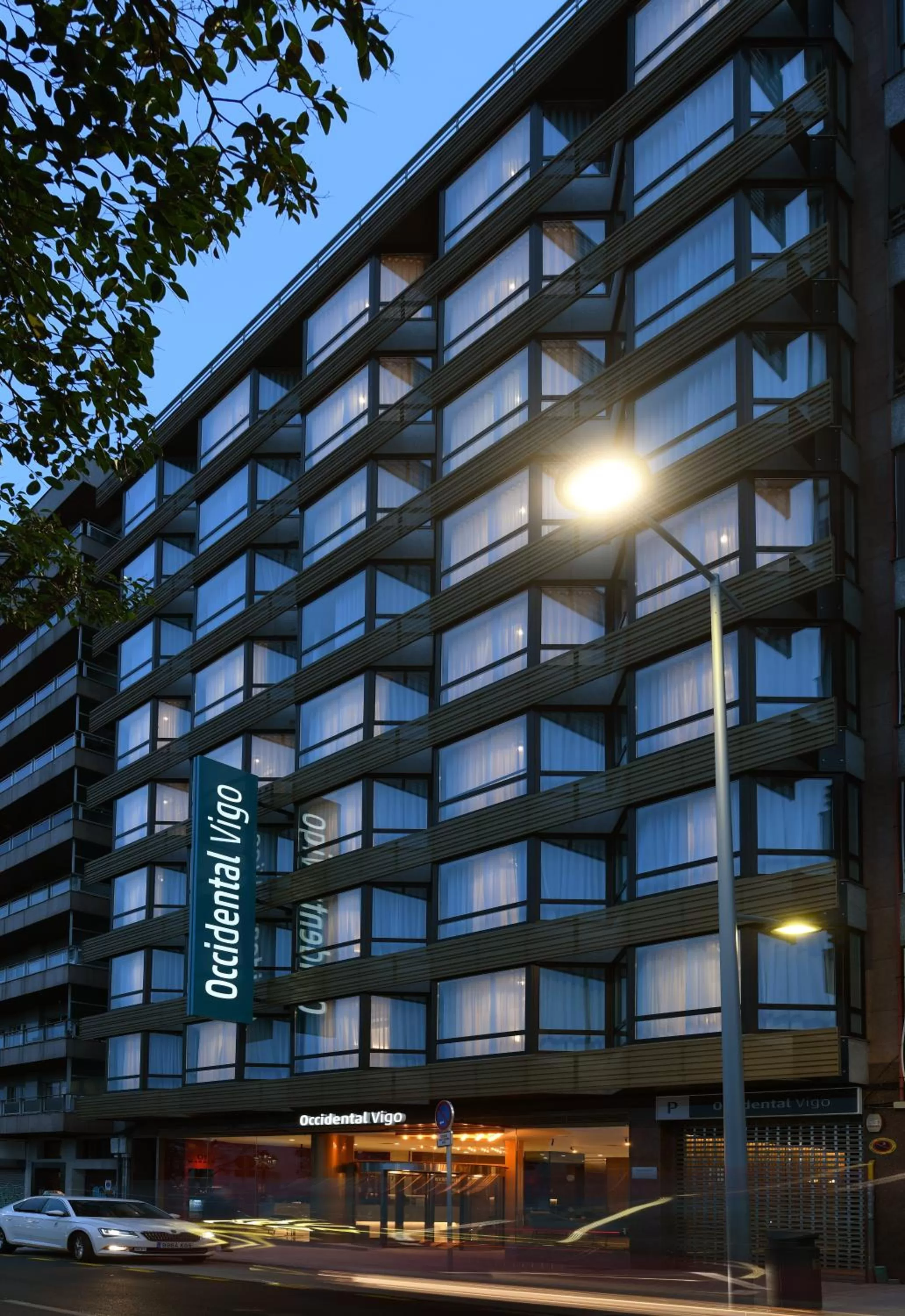 Facade/entrance in Occidental Vigo