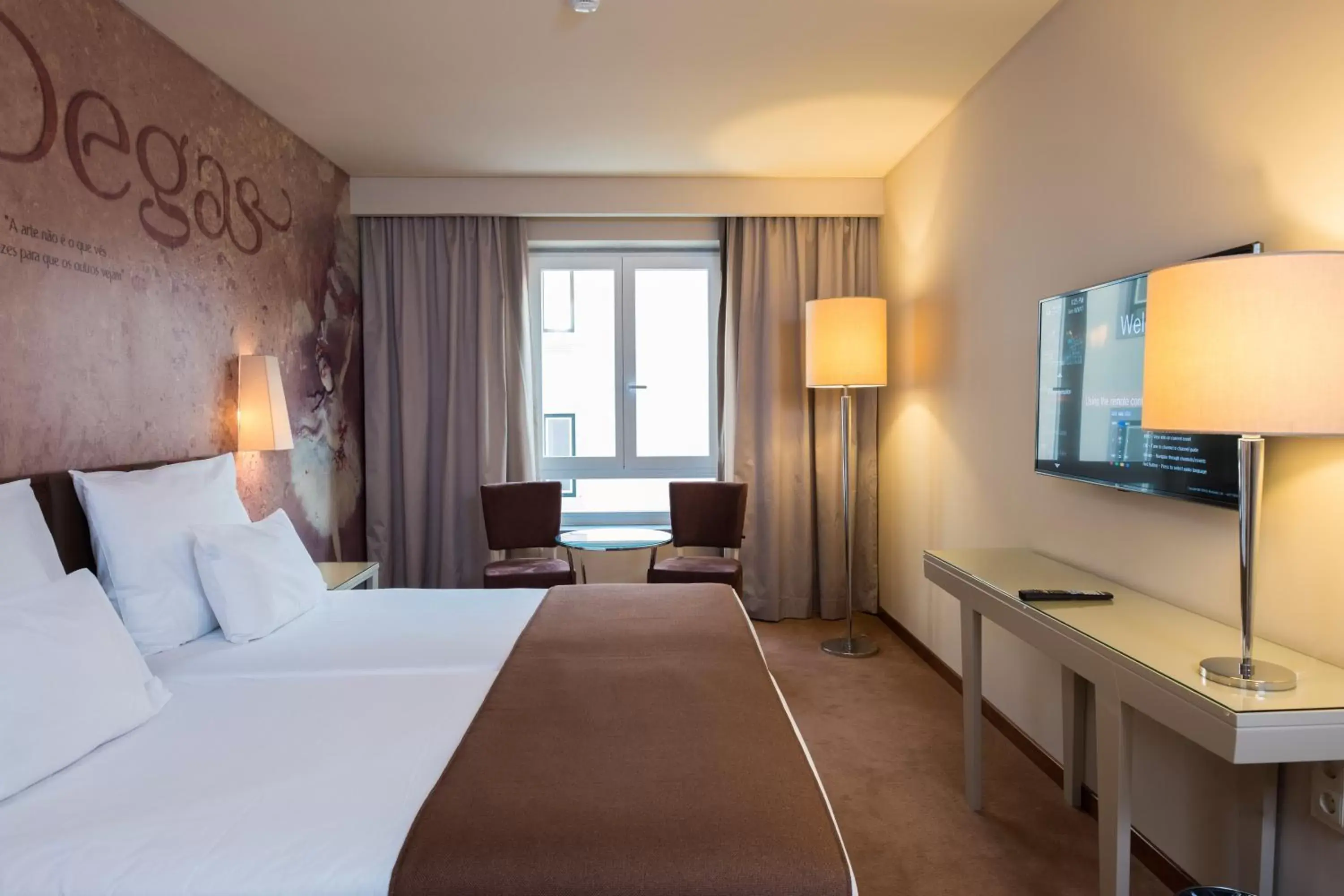 Bedroom, Bed in Vila Gale Porto Ribeira Bedroom, Bed in Vila Gale Porto Ribeira