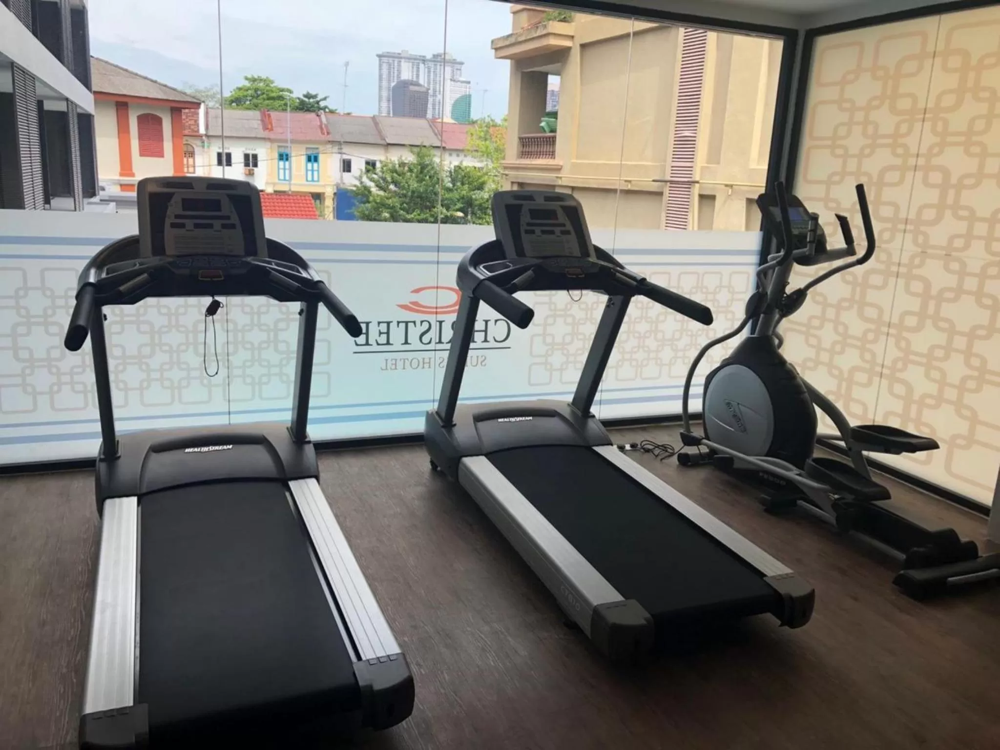 Fitness centre/facilities in CHRISTEE SUITES HOTEL