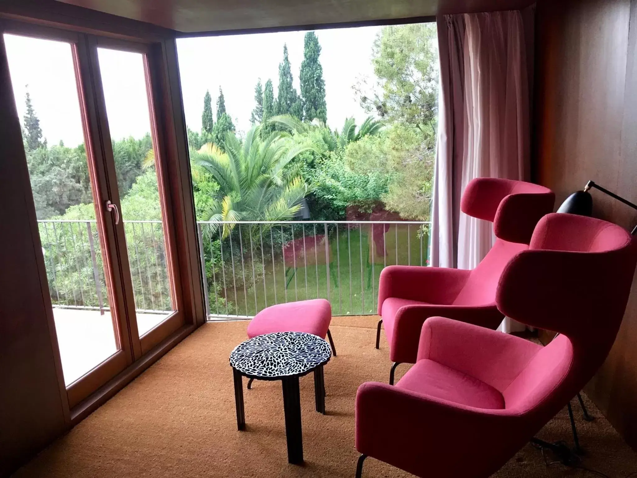 Bedroom, Seating Area in Mont-Sant