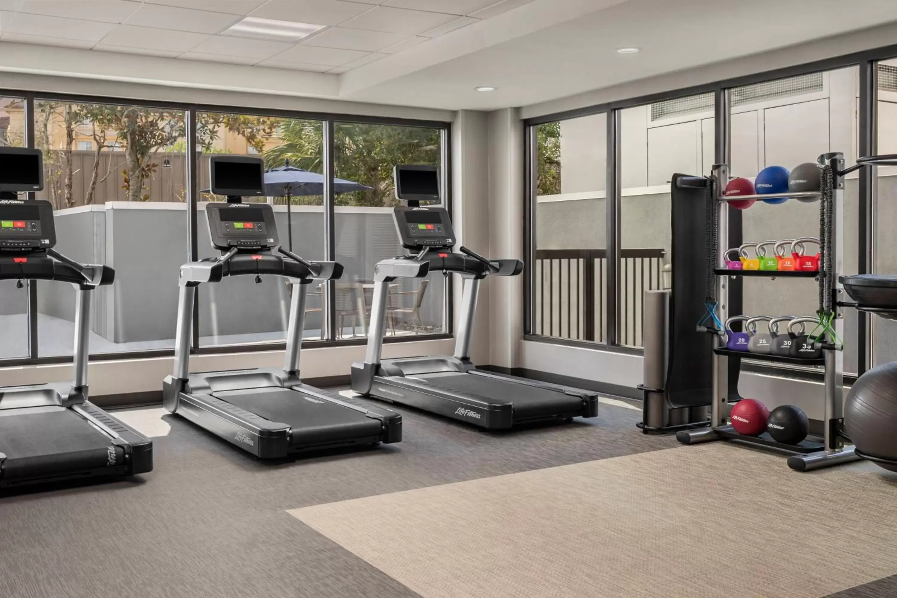 Fitness centre/facilities, Fitness Center/Facilities in Courtyard Jacksonville Butler Boulevard