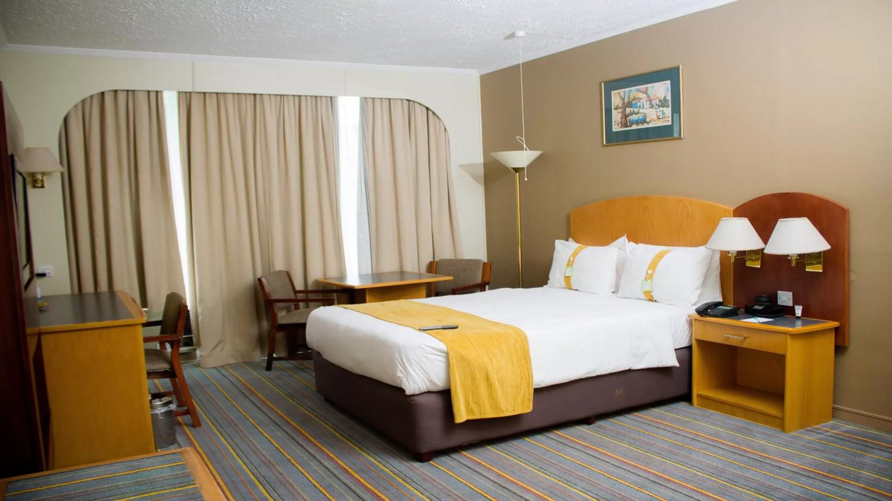 Photo of the whole room, Bed in Holiday Inn - Bulawayo, an IHG Hotel