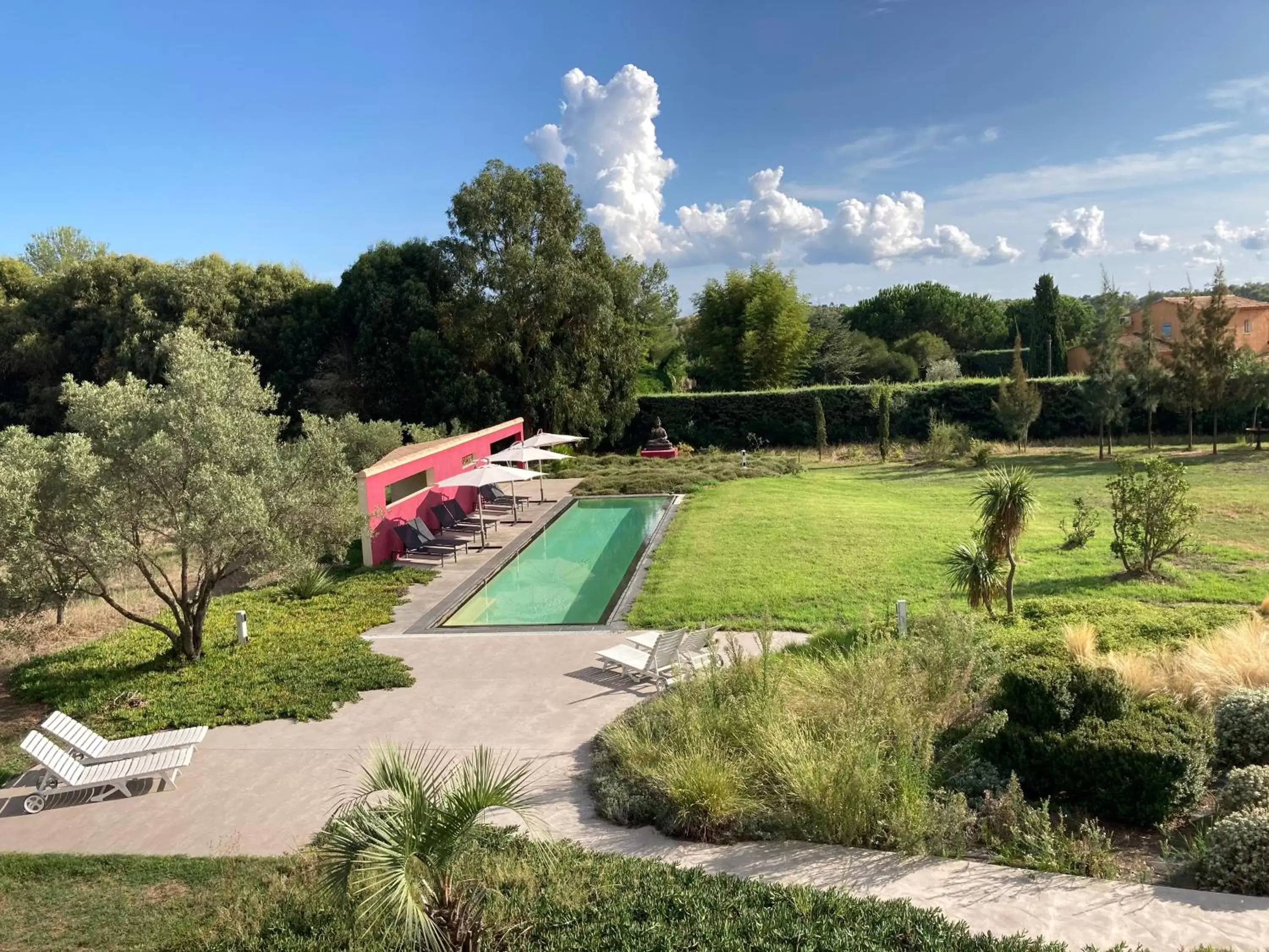 Swimming pool, Pool View in VILLA MERCEDES B&b