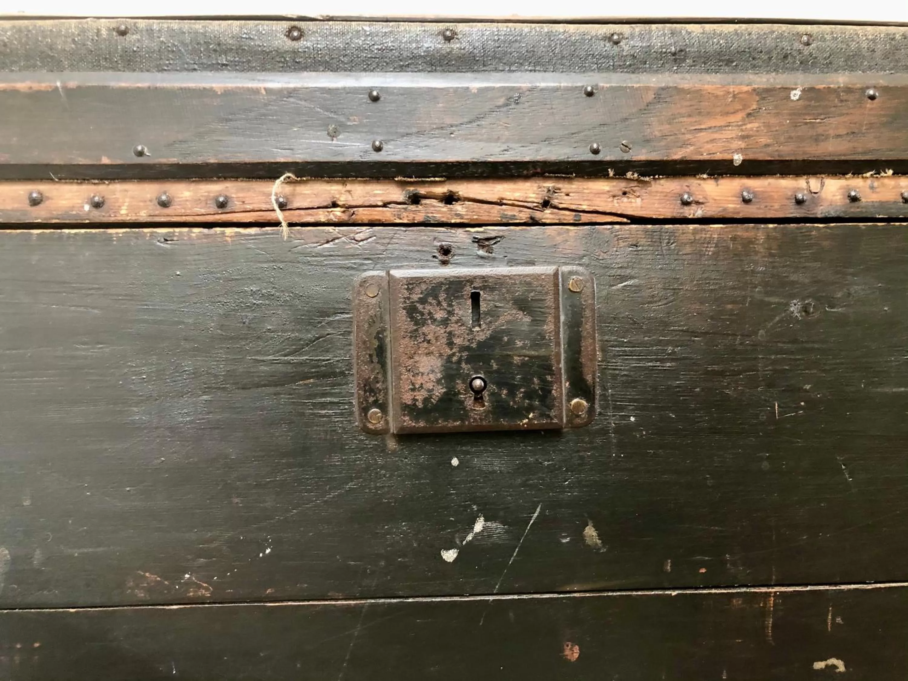 Decorative detail in Le Grenier du Jardin