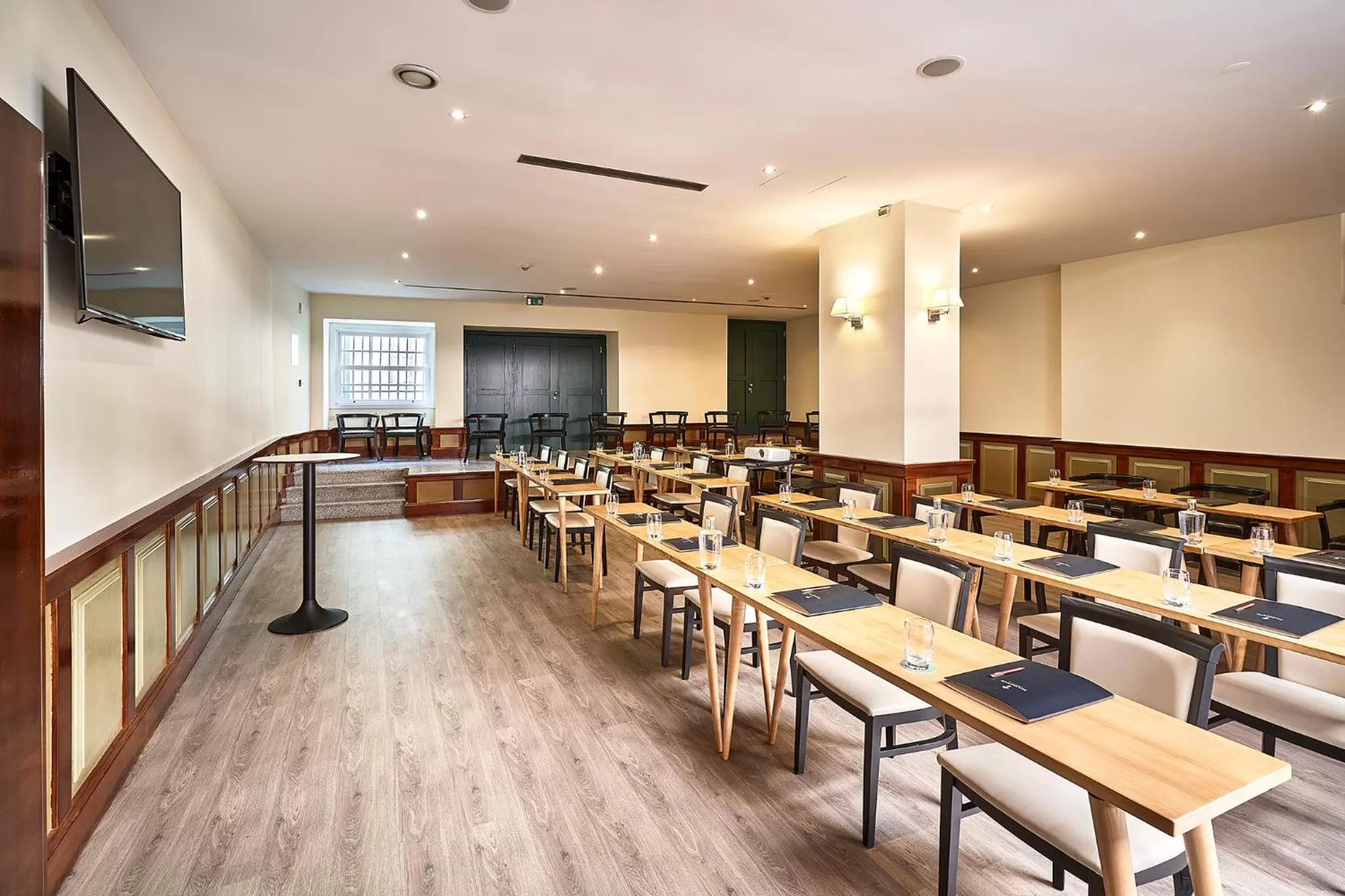 Meeting/conference room in Ribeira Collection Hotel by Piamonte Hotels