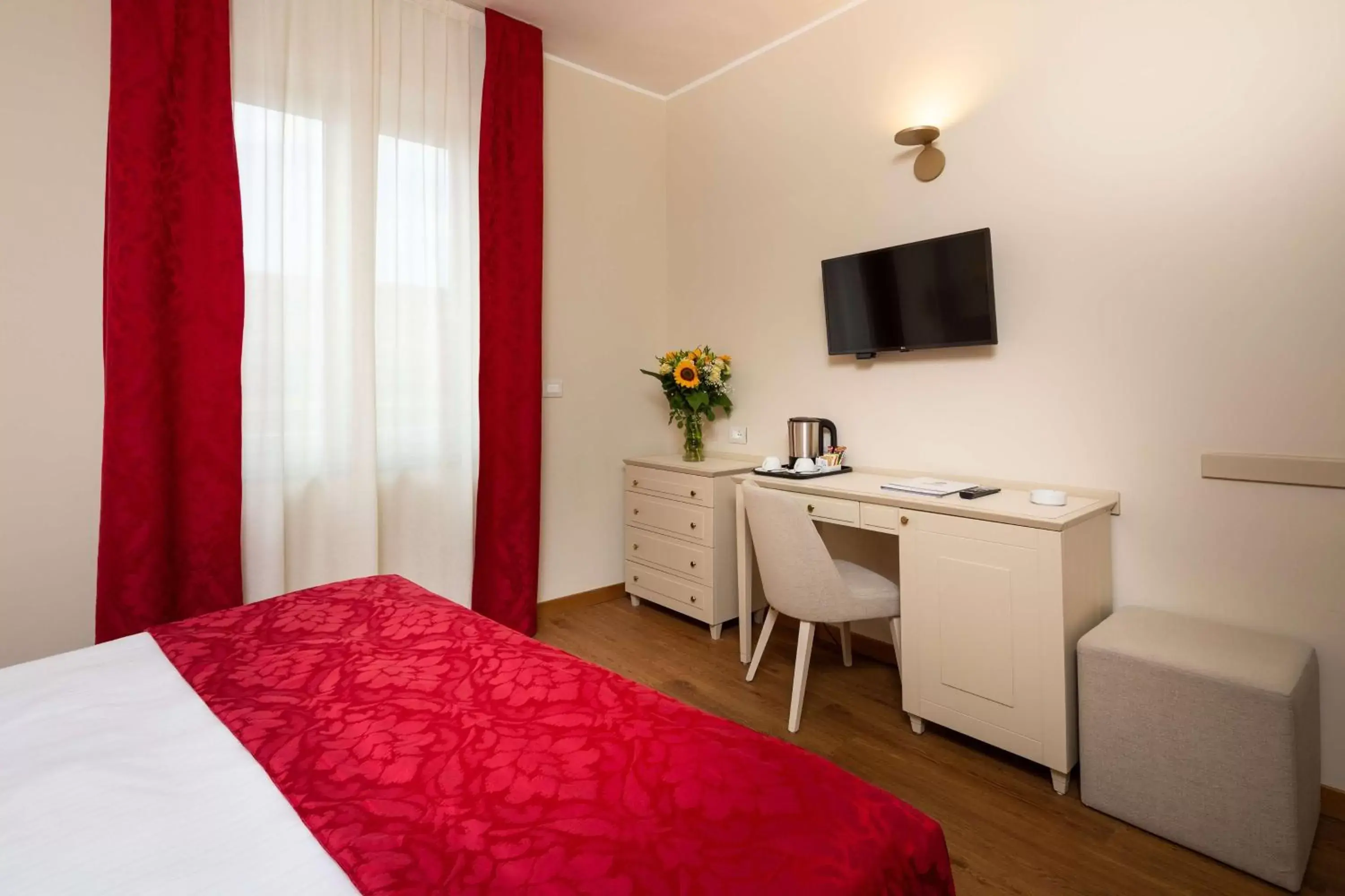 Bedroom, Bed in Best Western Hotel Nazionale